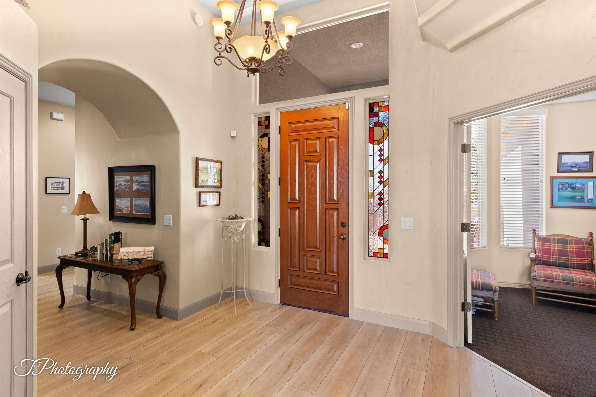 PARADISE CANYON - Residential