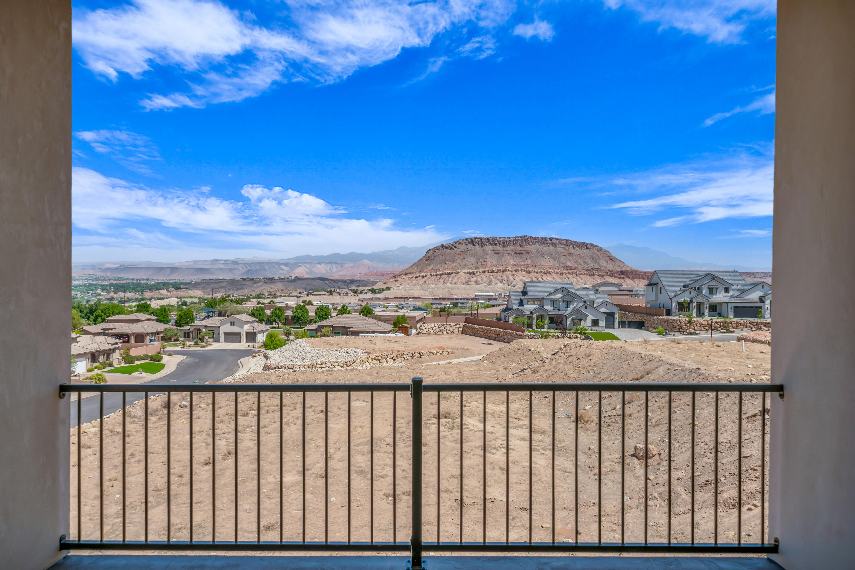 HEIGHTS AT WASHINGTON BENCH - Residential