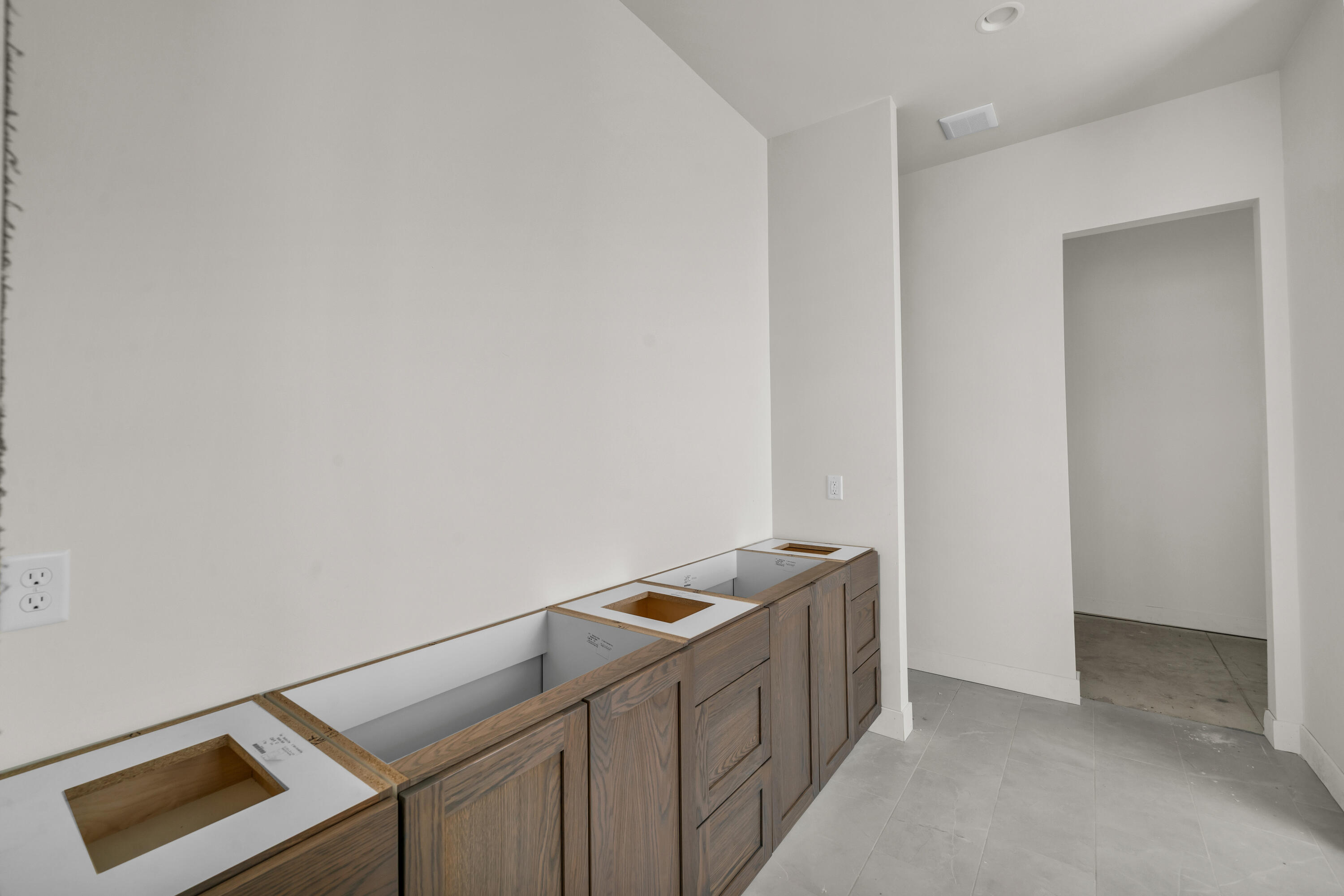 HEIGHTS AT WASHINGTON BENCH - Residential