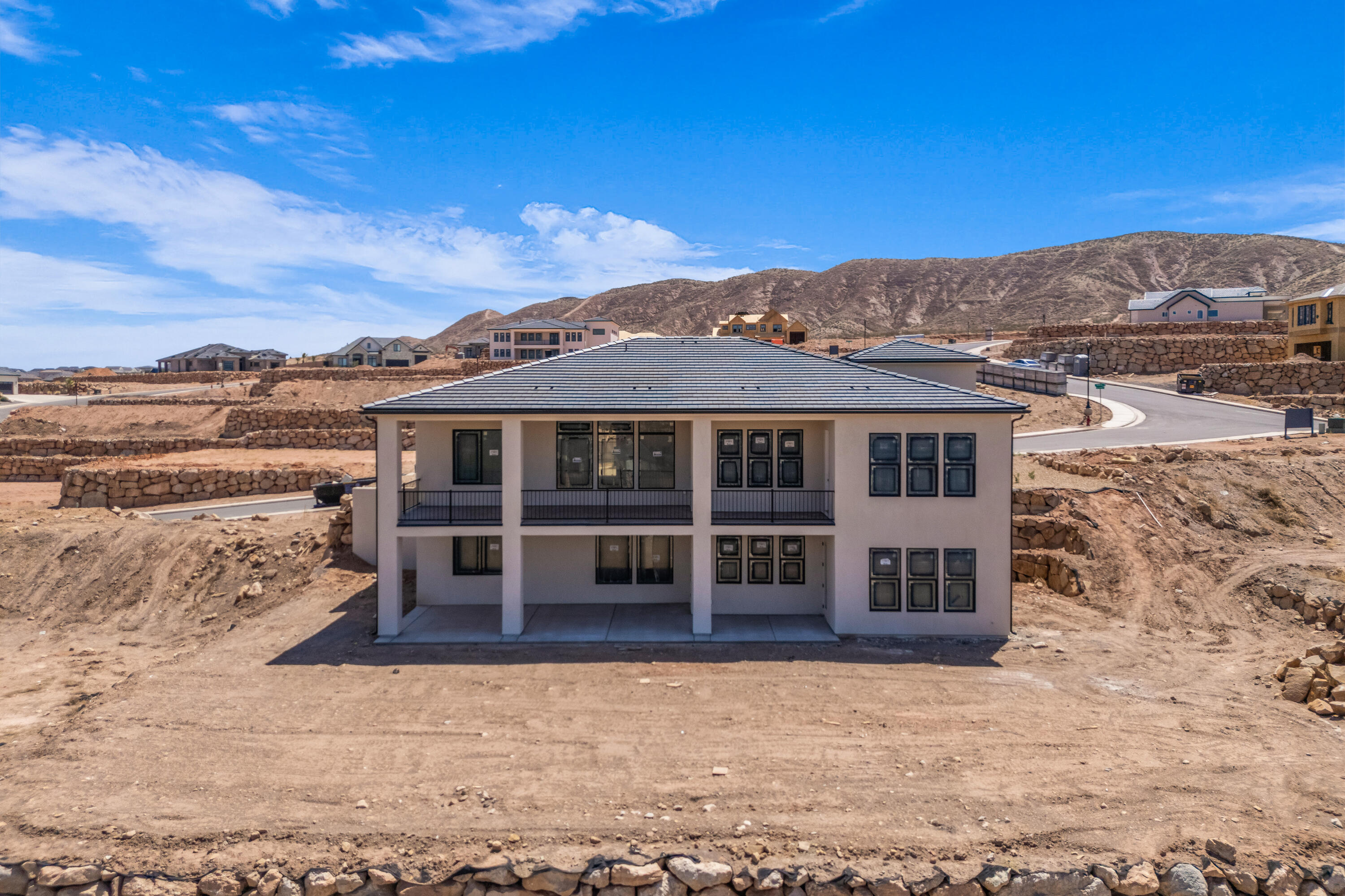 HEIGHTS AT WASHINGTON BENCH - Residential