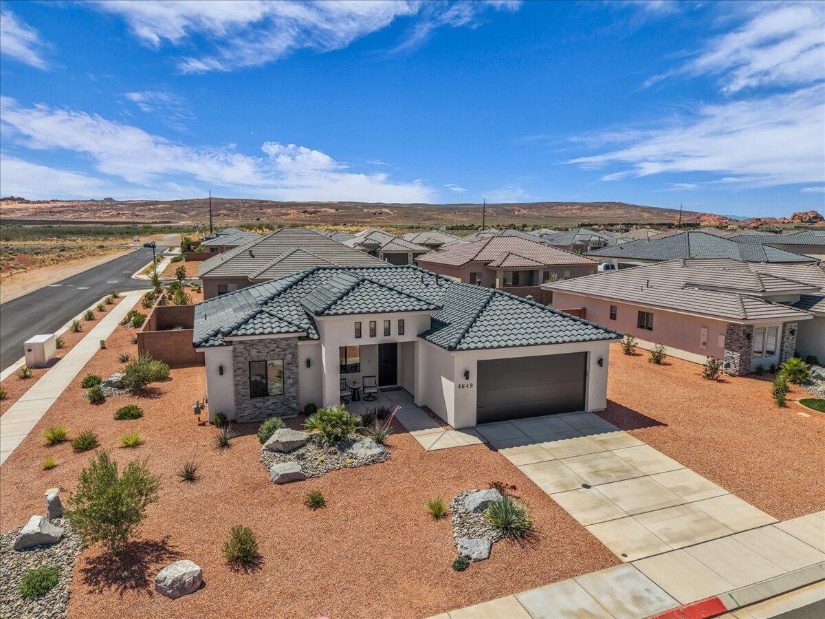 SEDERO AT DESERT SANDS - Residential