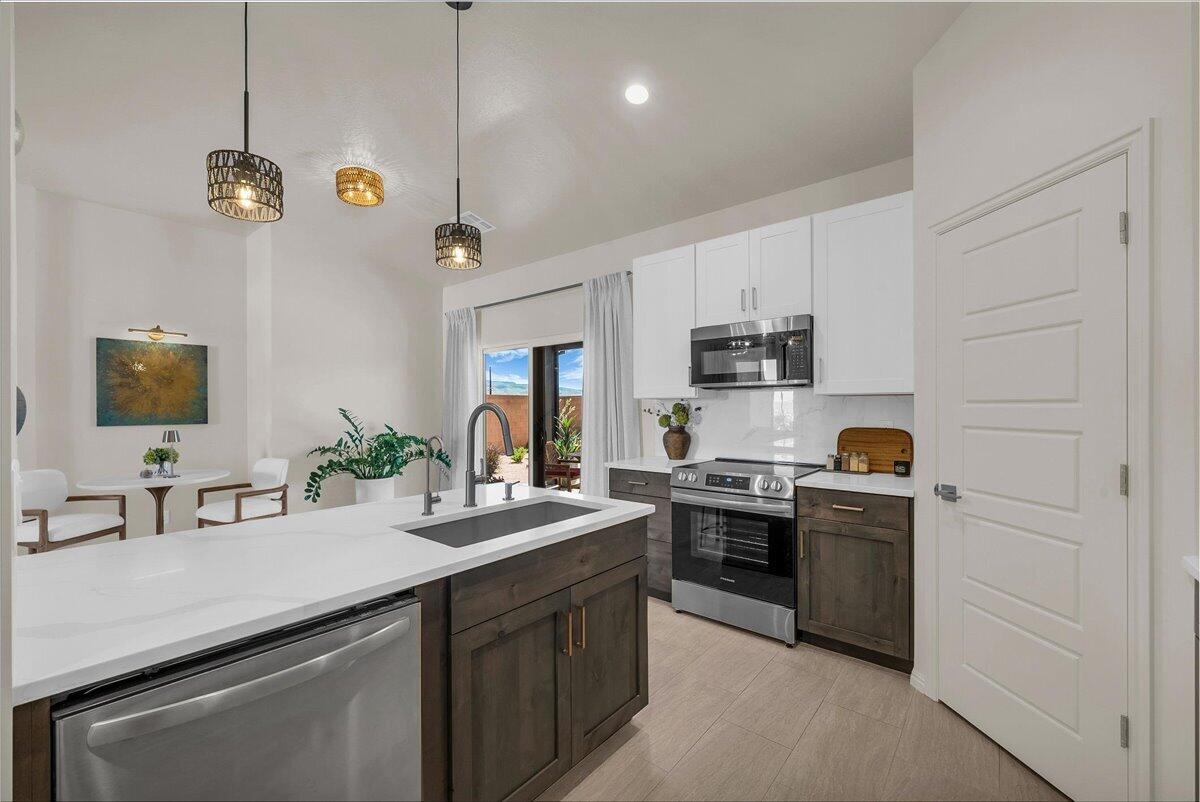 SEDERO AT DESERT SANDS - Residential