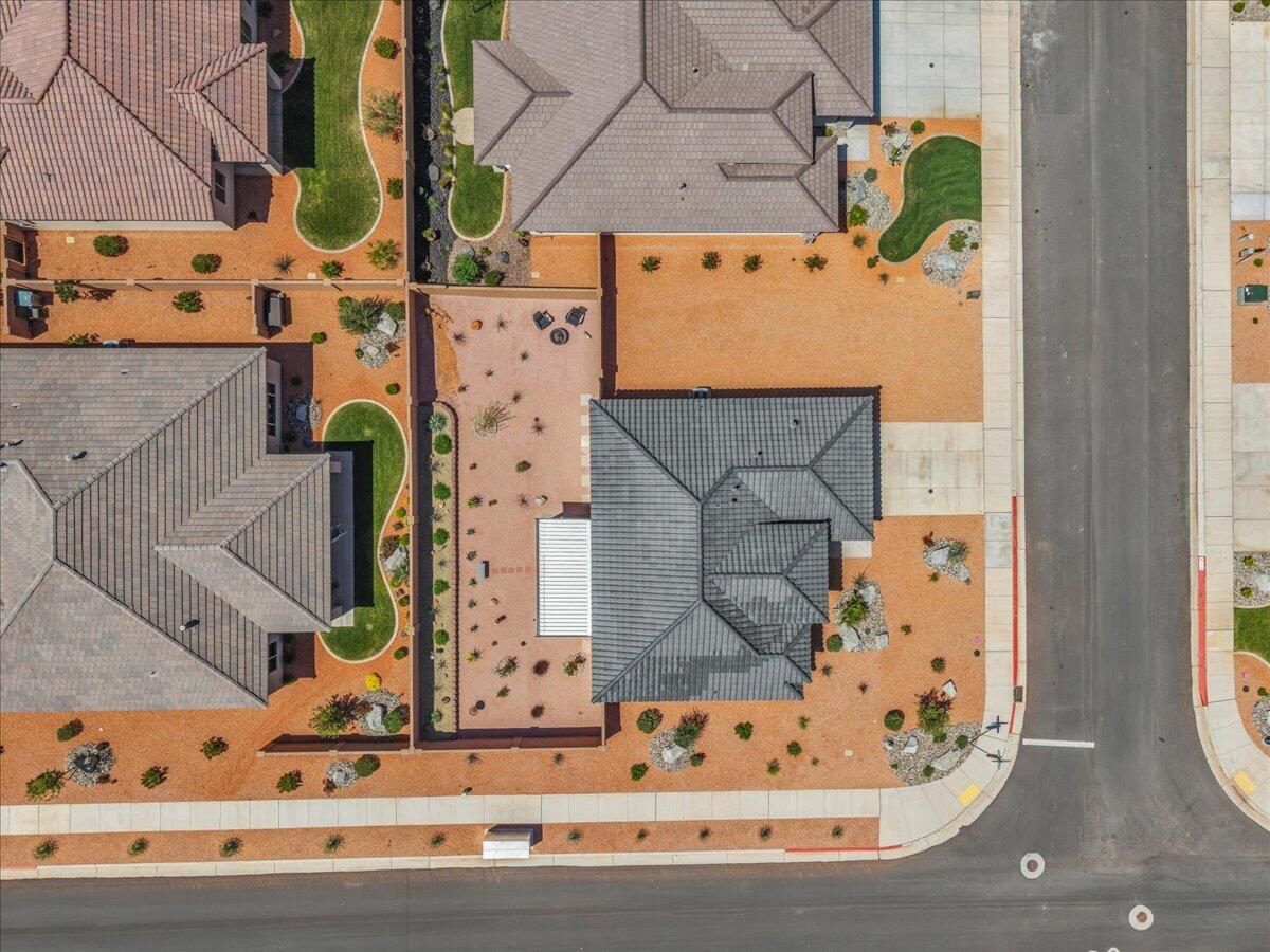 SEDERO AT DESERT SANDS - Residential