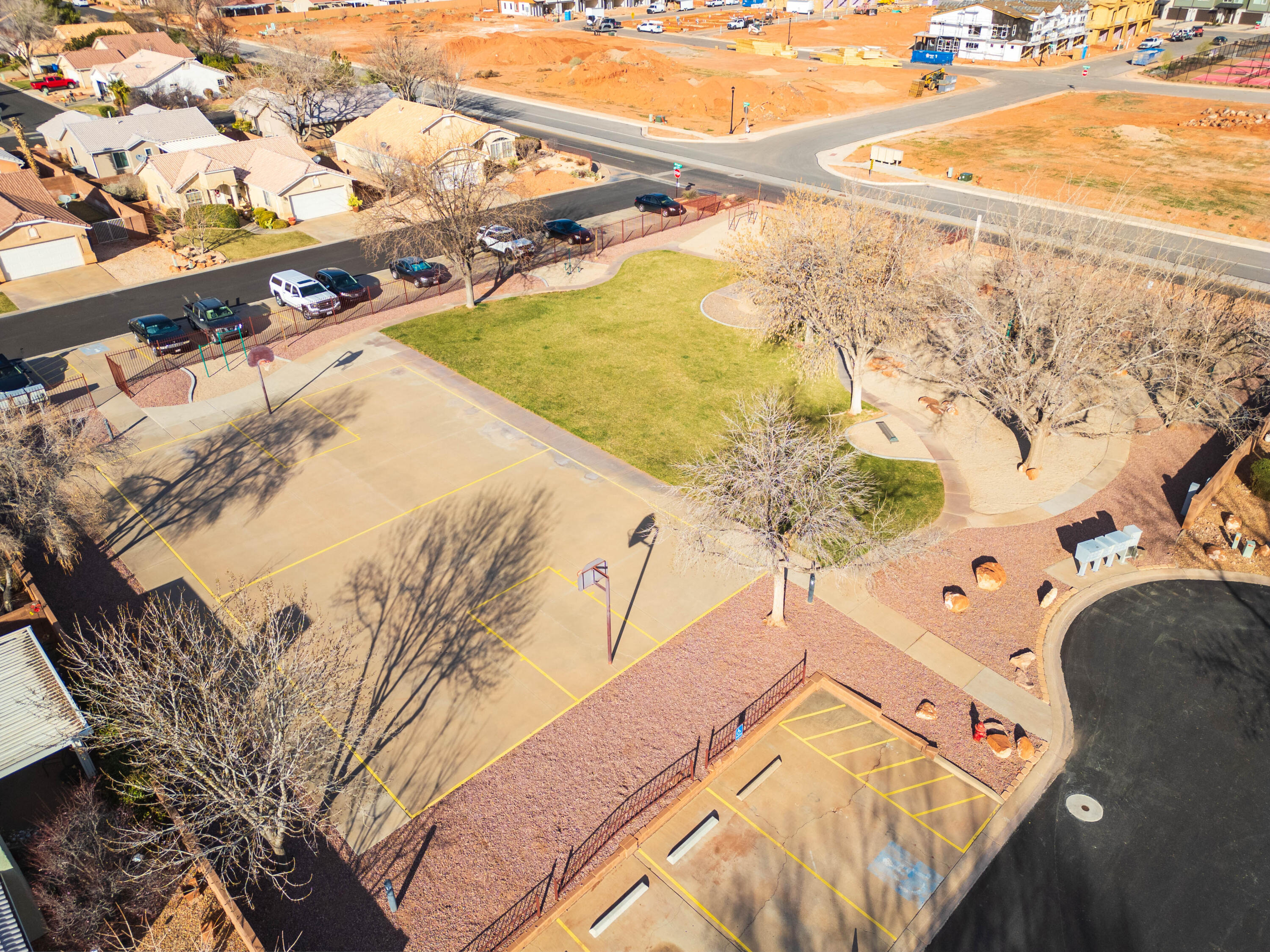 RED MOUNTAIN TOWNHOMES - Residential