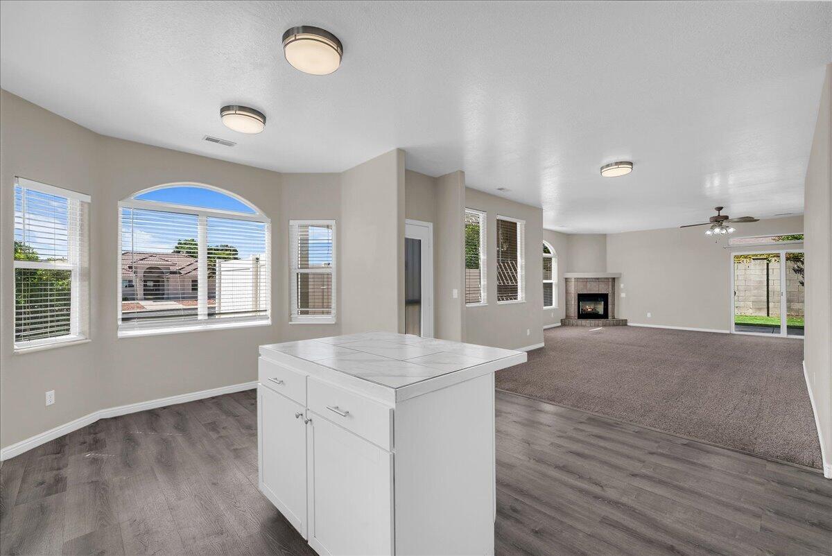 MCARTHUR HEIGHTS - Residential