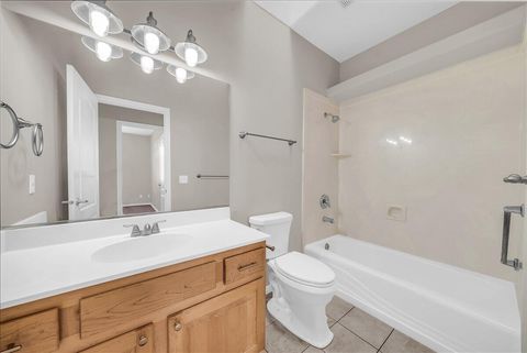 Tiny photo for 463 N 2070 E, Saint George, UT 84790 (MLS # 26-271375)