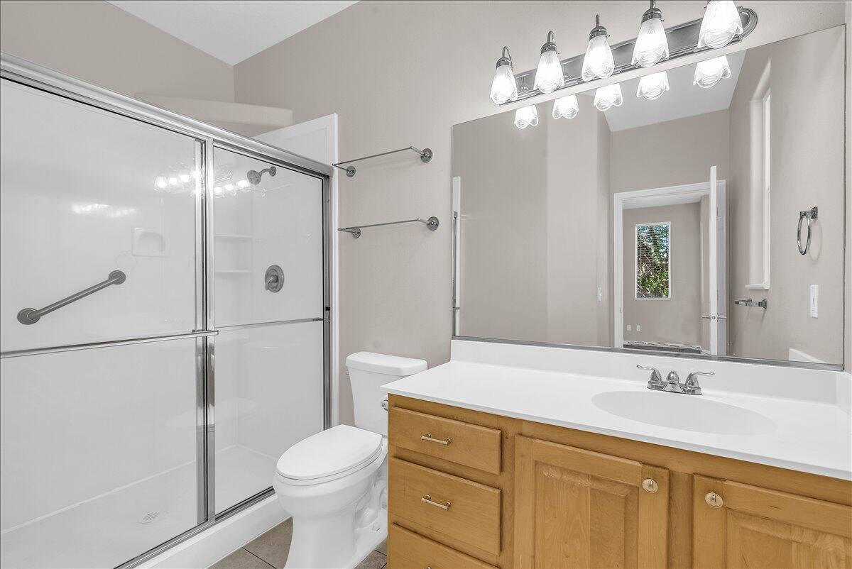 MCARTHUR HEIGHTS - Residential