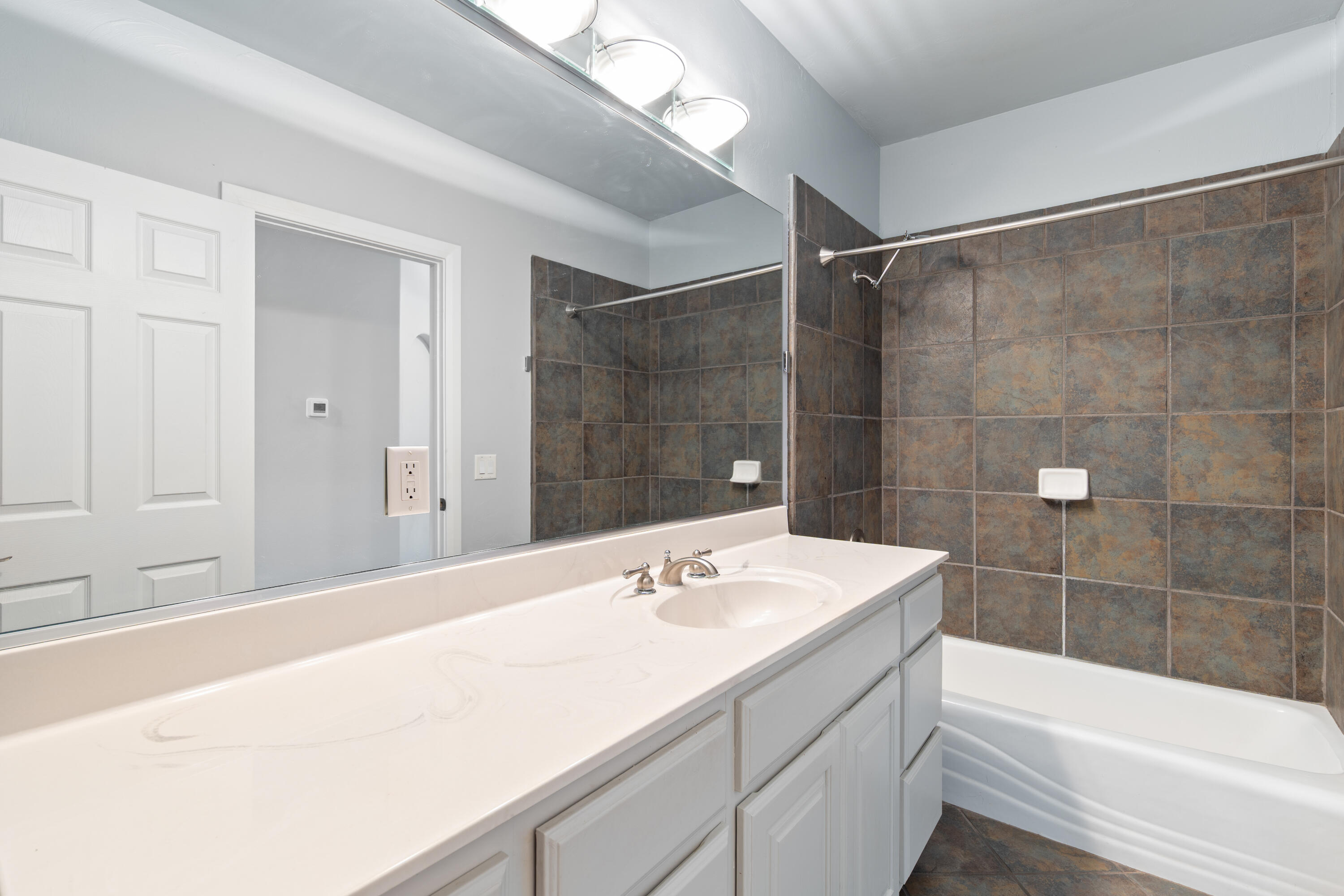 SILVERSTONE AT GREEN SPRINGS - Residential