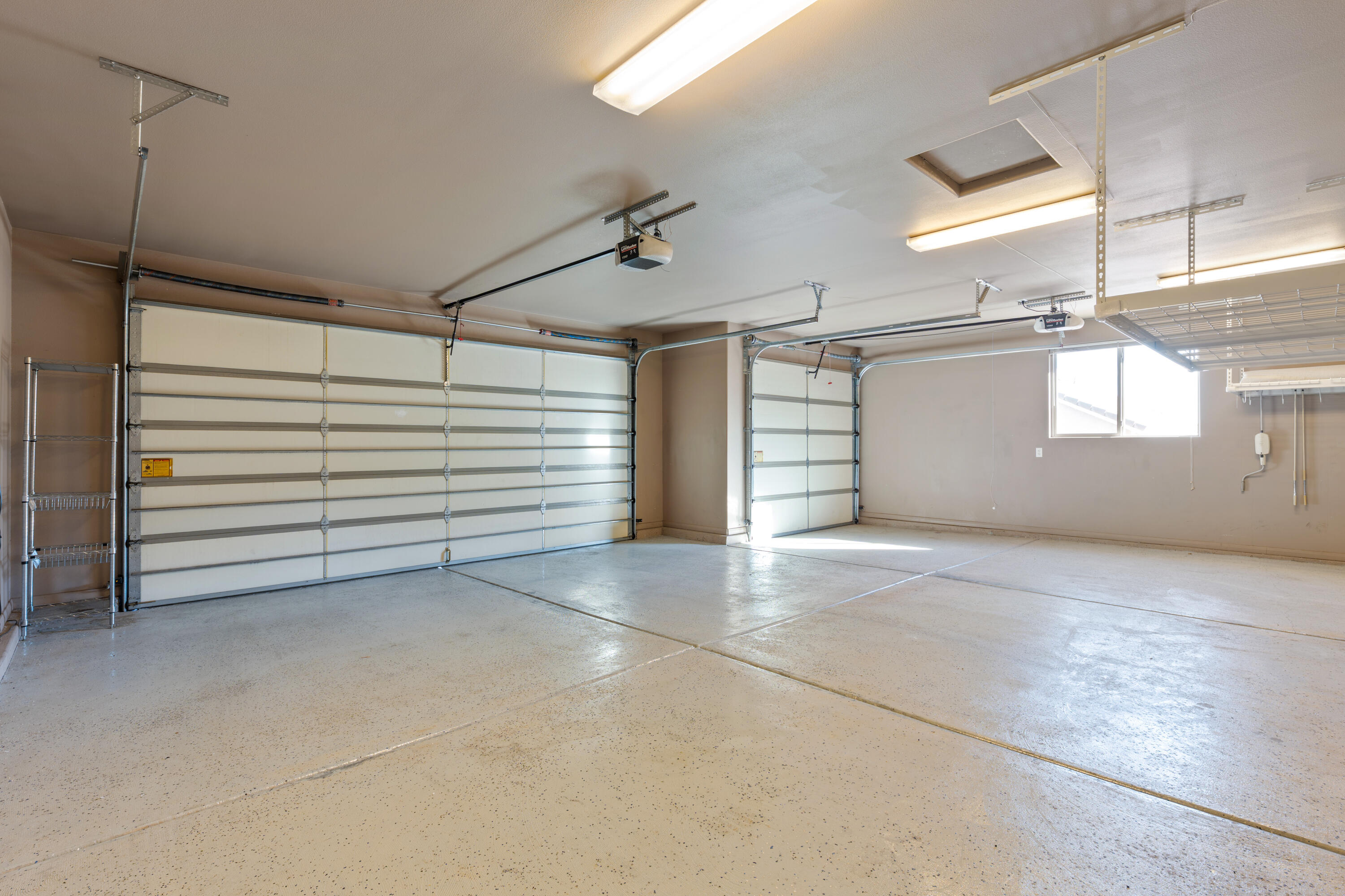 SILVERSTONE AT GREEN SPRINGS - Residential