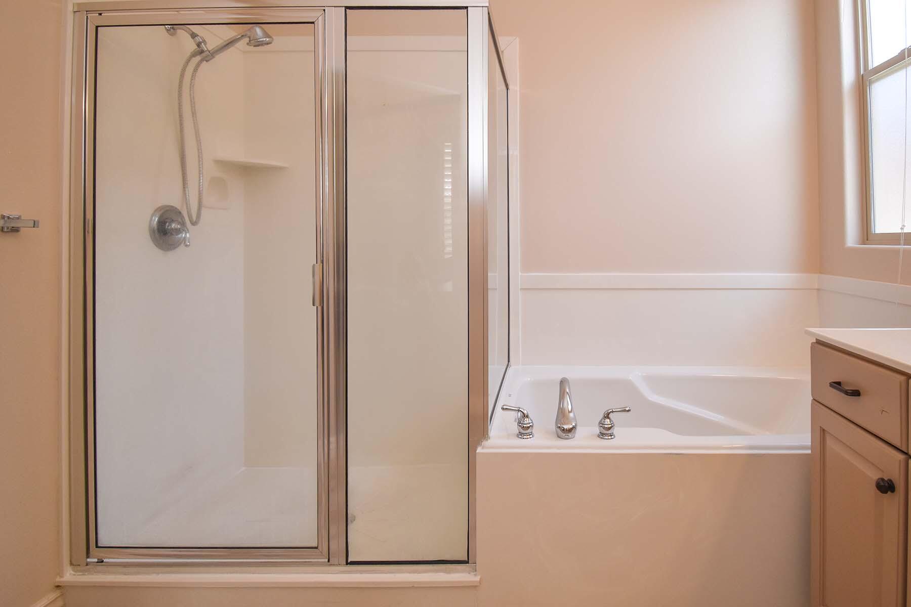 SPRINGFIELD TH - Residential