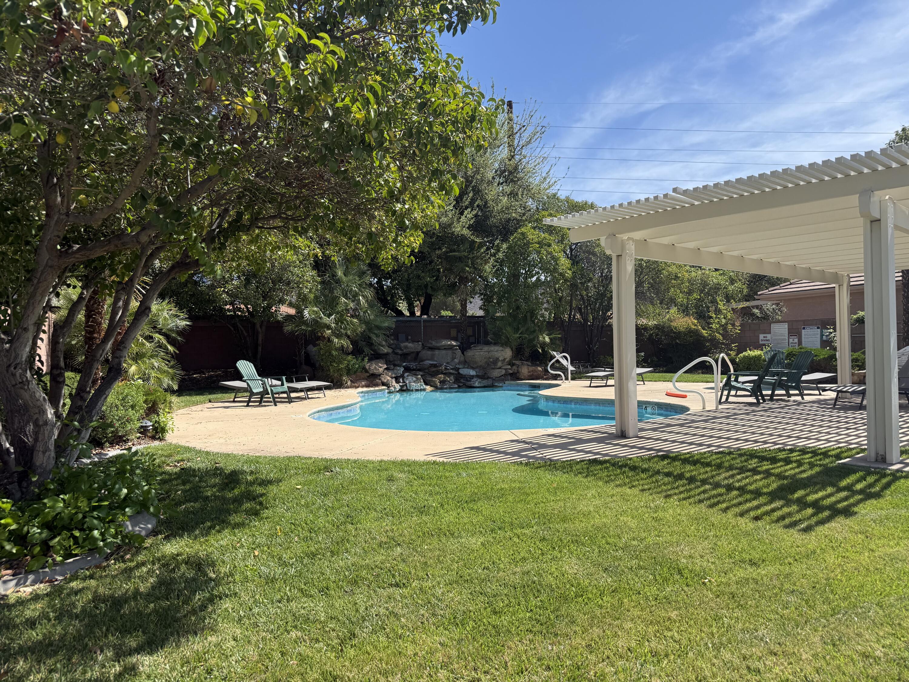 SPRINGFIELD TH - Residential