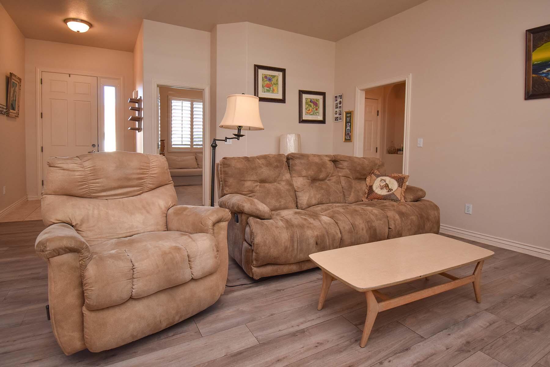 SPRINGFIELD TH - Residential