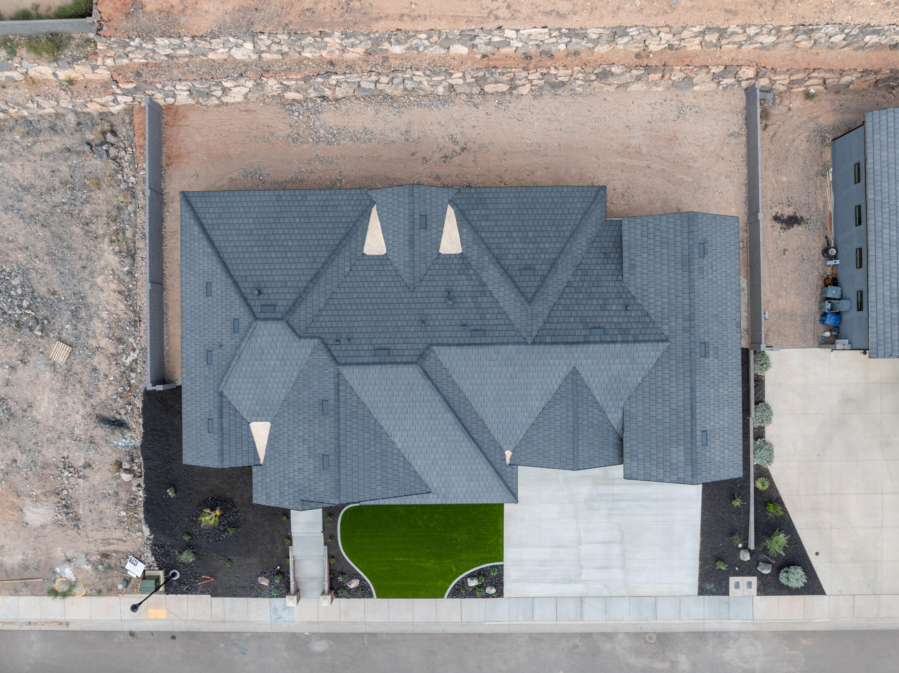 GRAND HEIGHTS - Residential