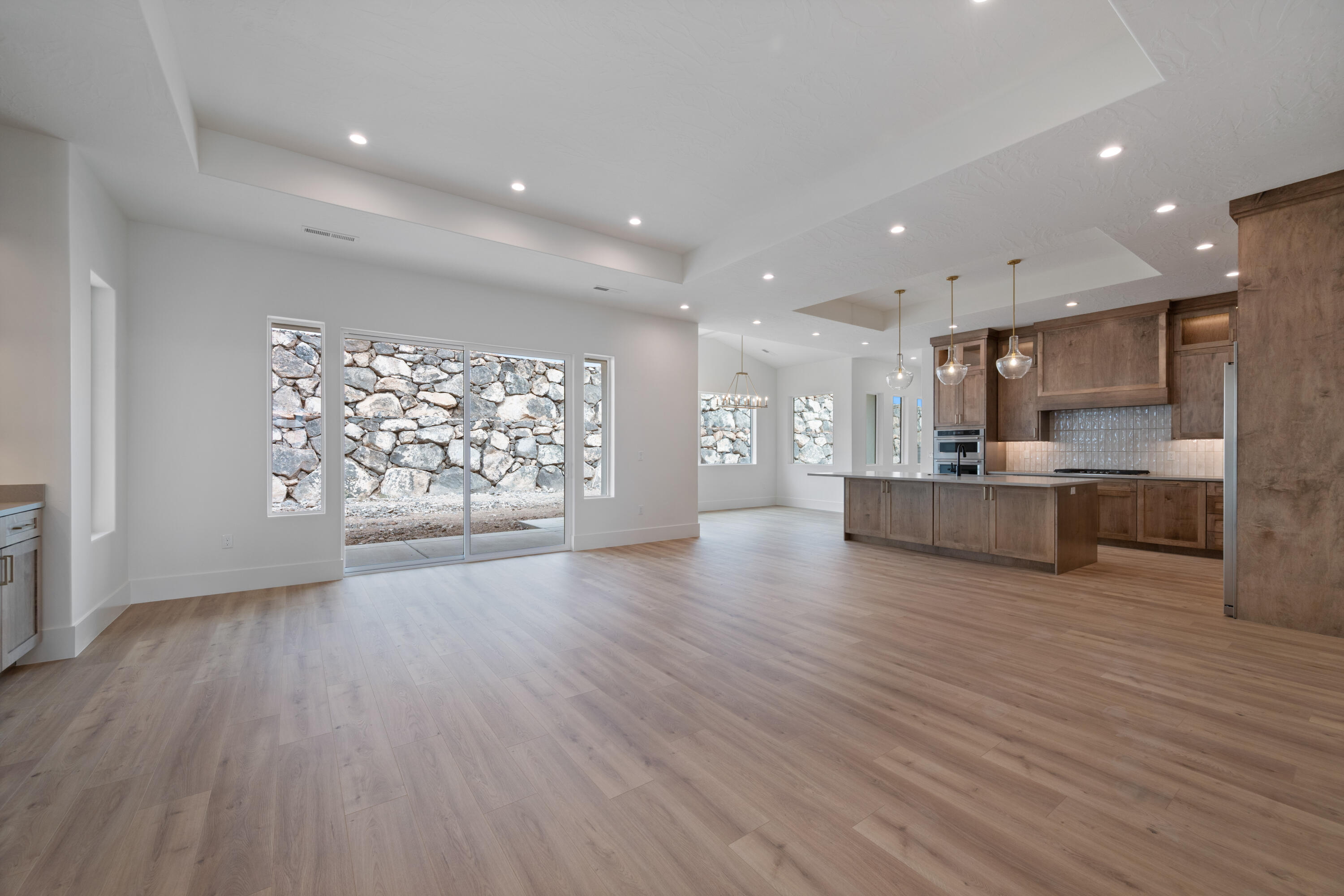 GRAND HEIGHTS - Residential