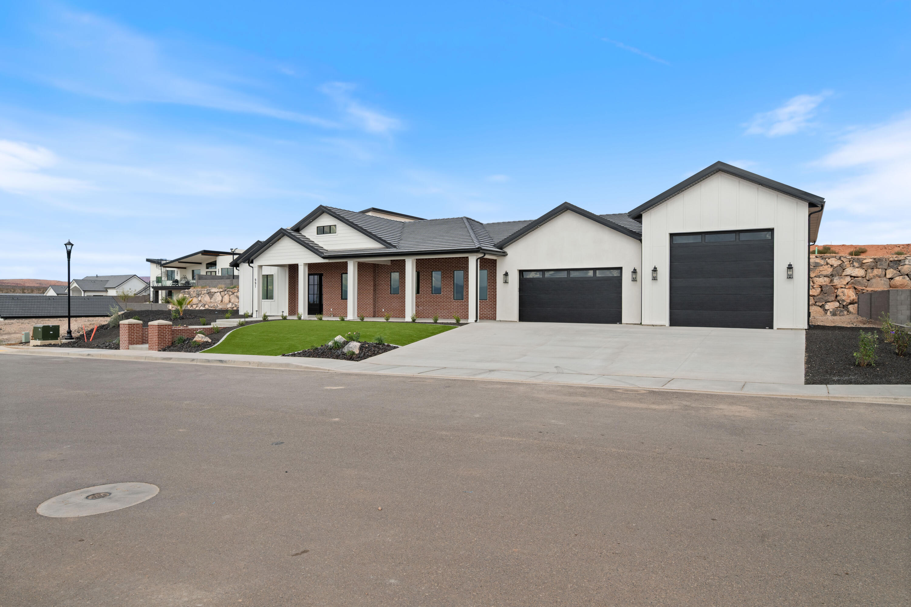 GRAND HEIGHTS - Residential