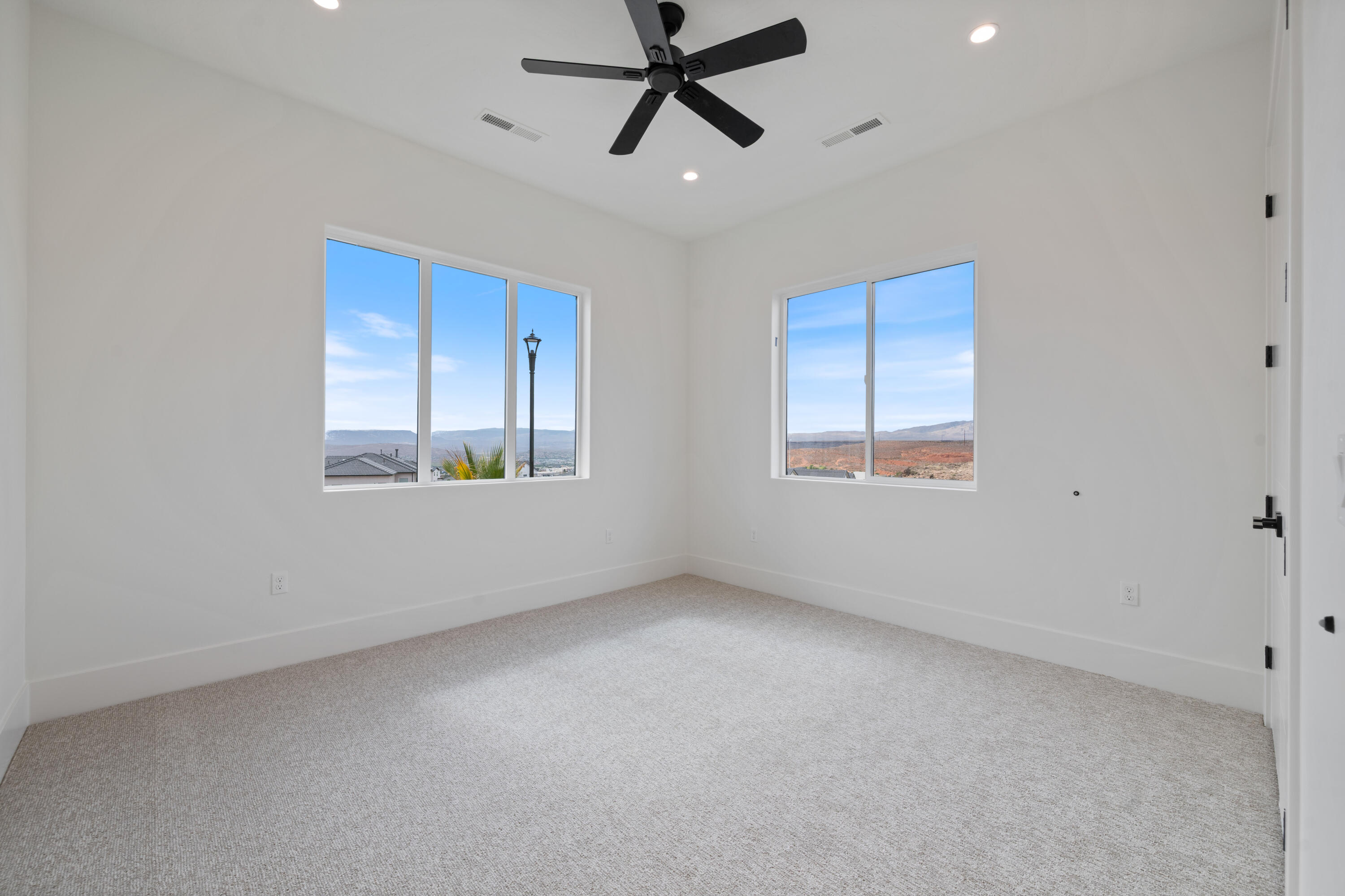 GRAND HEIGHTS - Residential