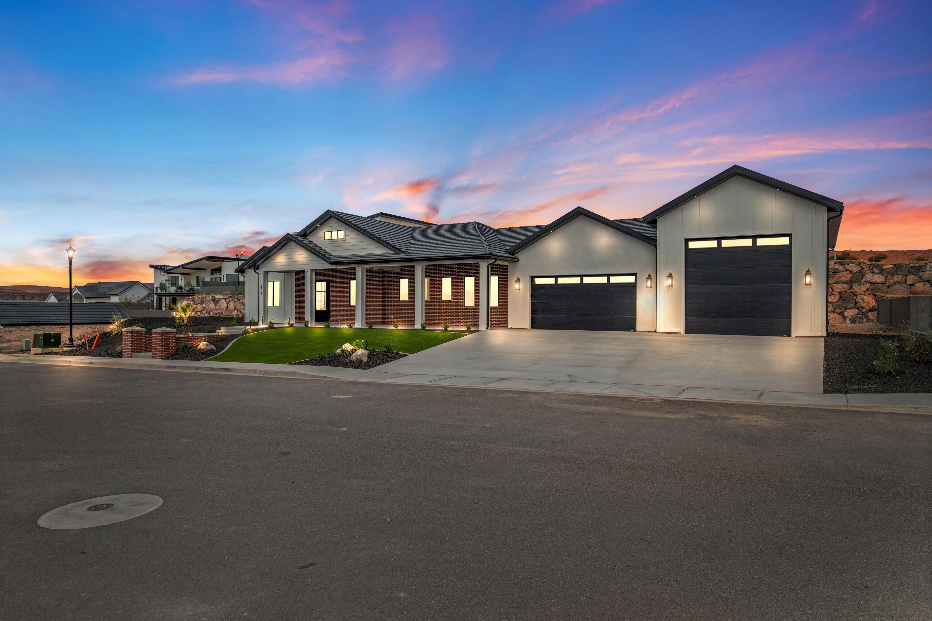 GRAND HEIGHTS - Residential