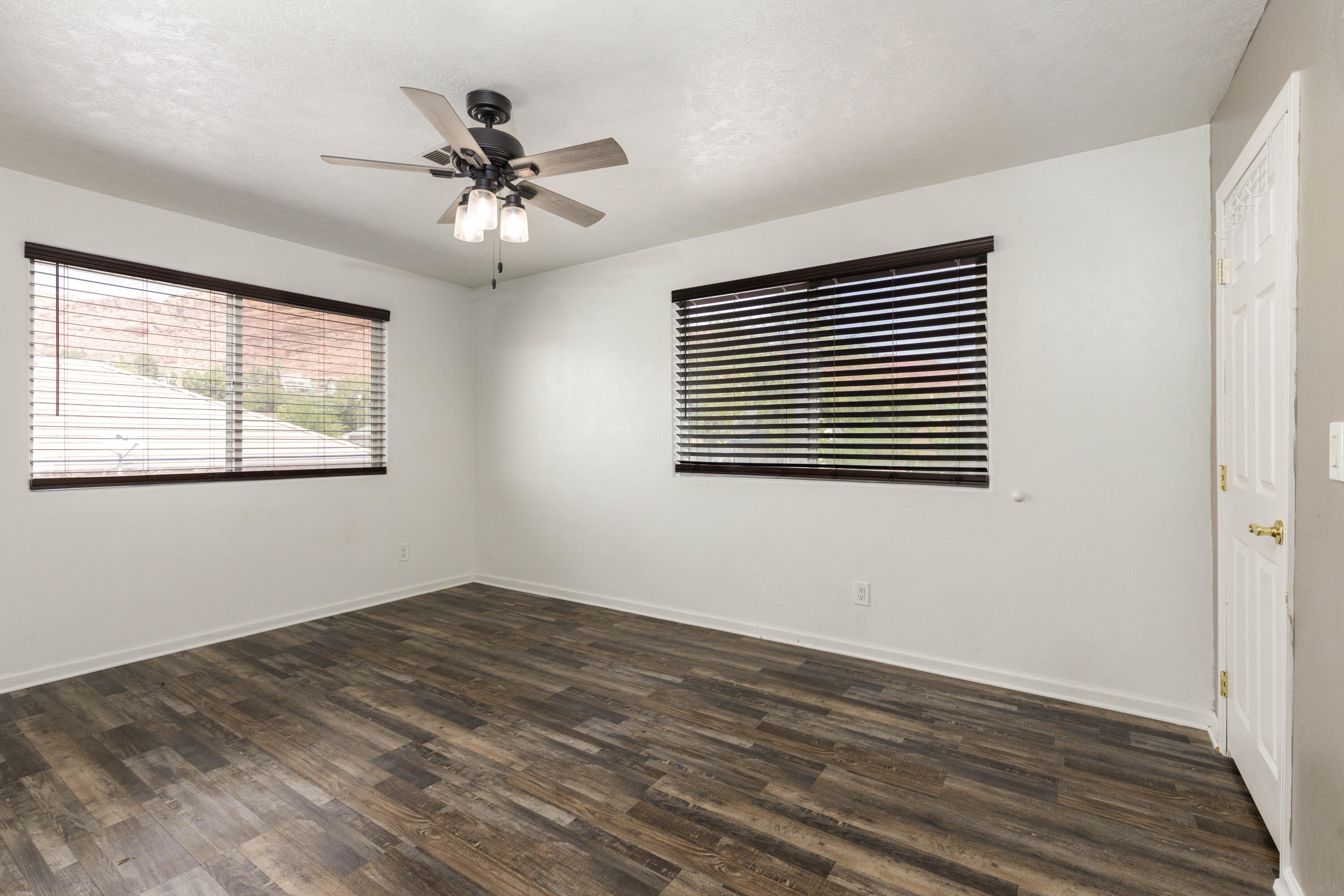 ST GEORGE TOWNSITE - Residential