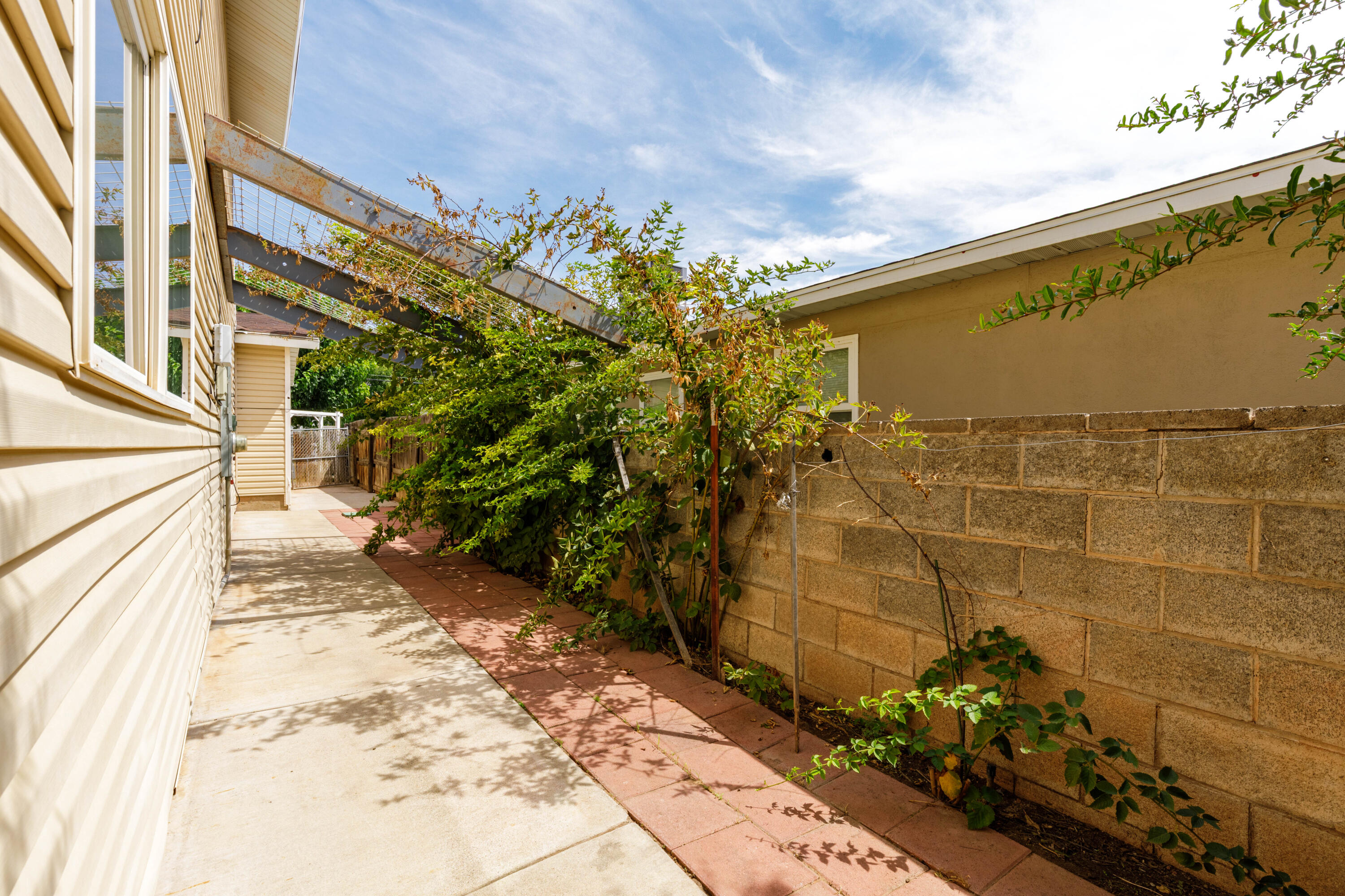 ST GEORGE TOWNSITE - Residential