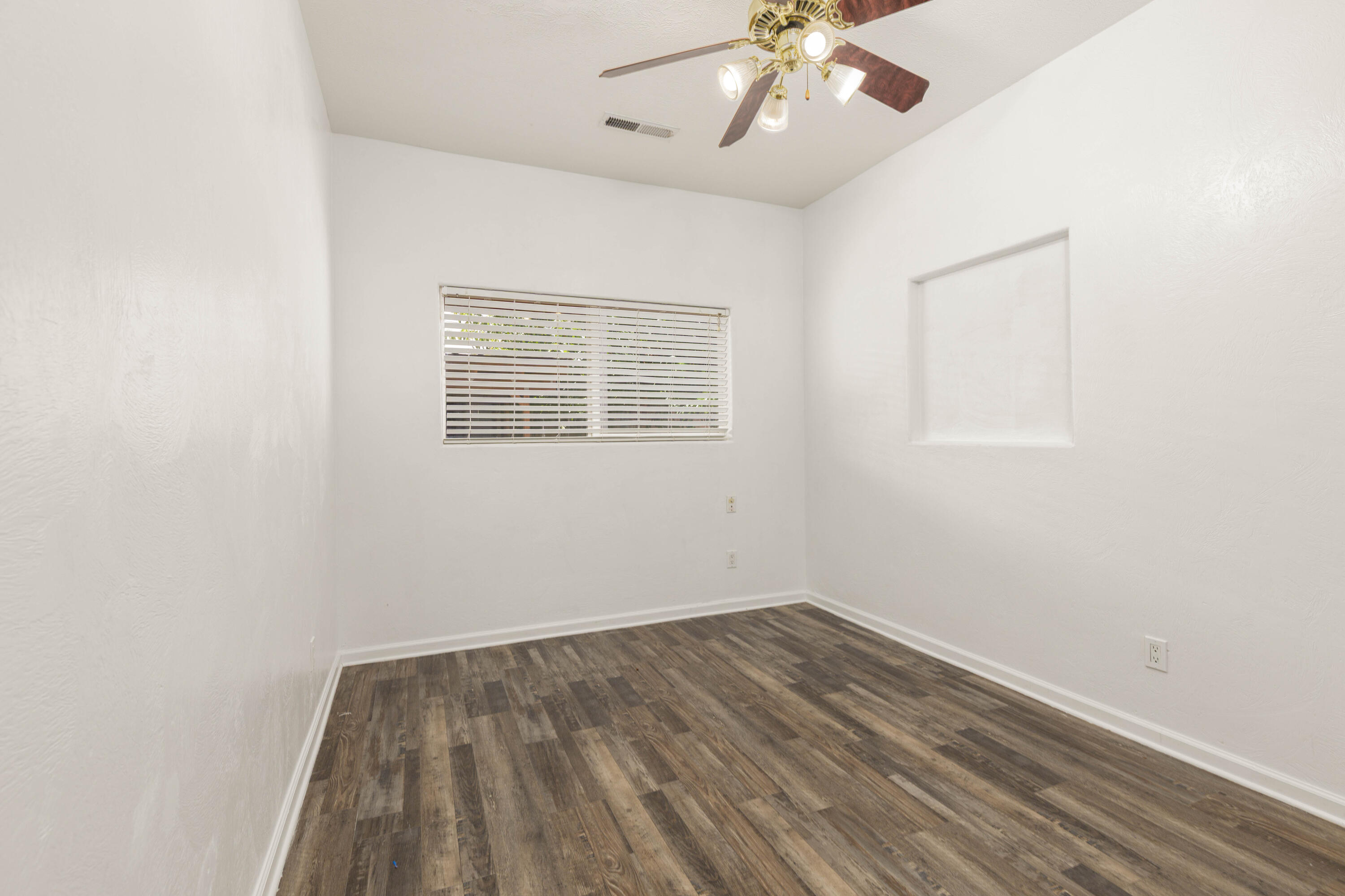 ST GEORGE TOWNSITE - Residential