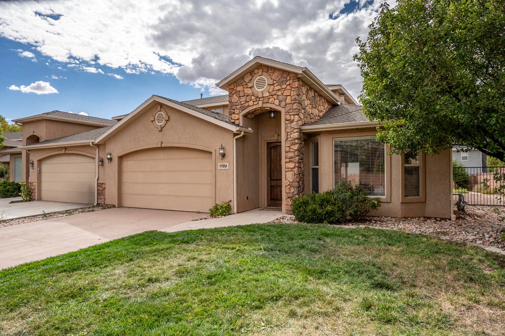 Photo of 1588 W Canyon DR, Cedar City, UT 84720 (MLS # 26-276678)