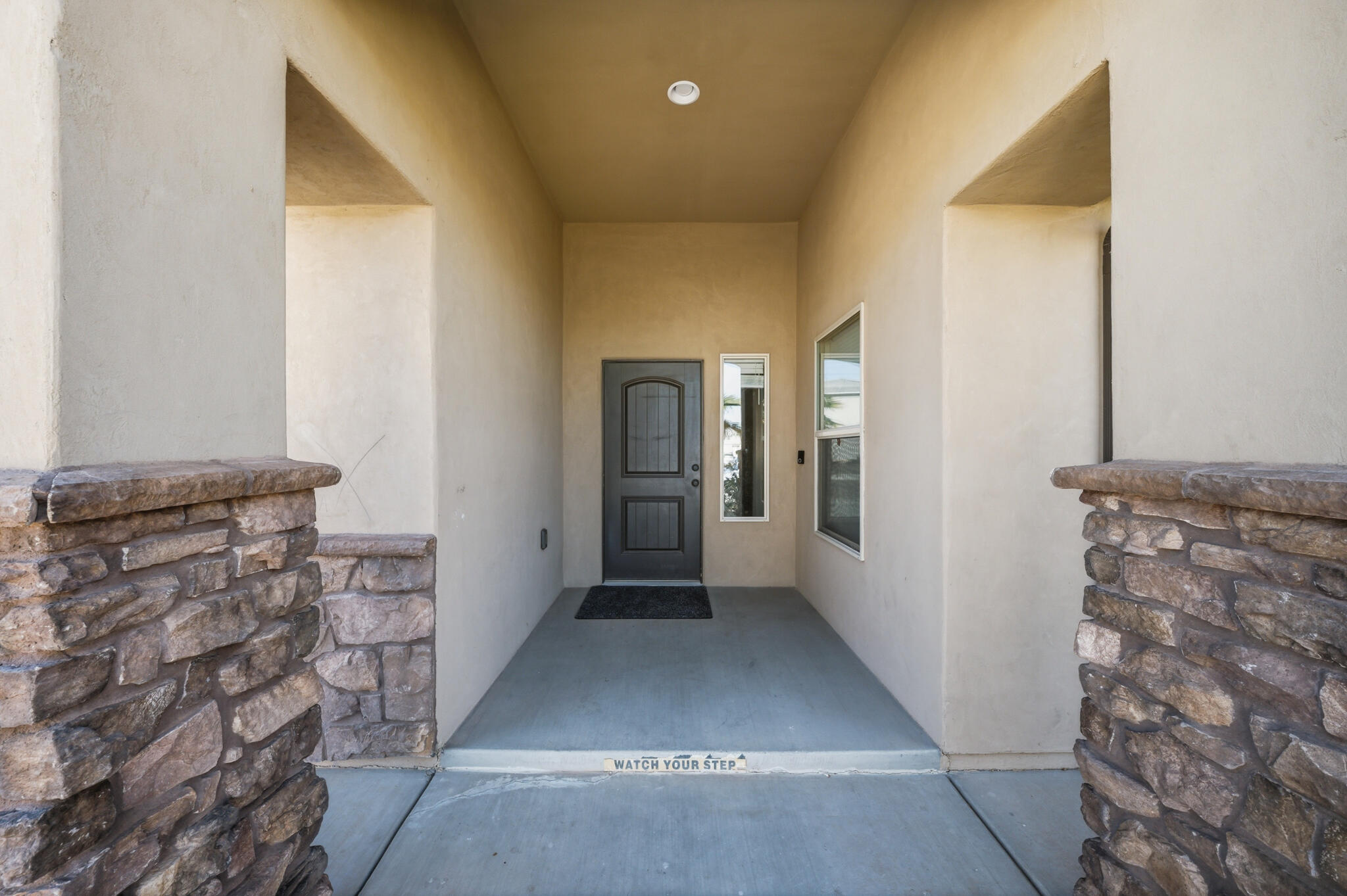 DESERT RIDGE - Residential