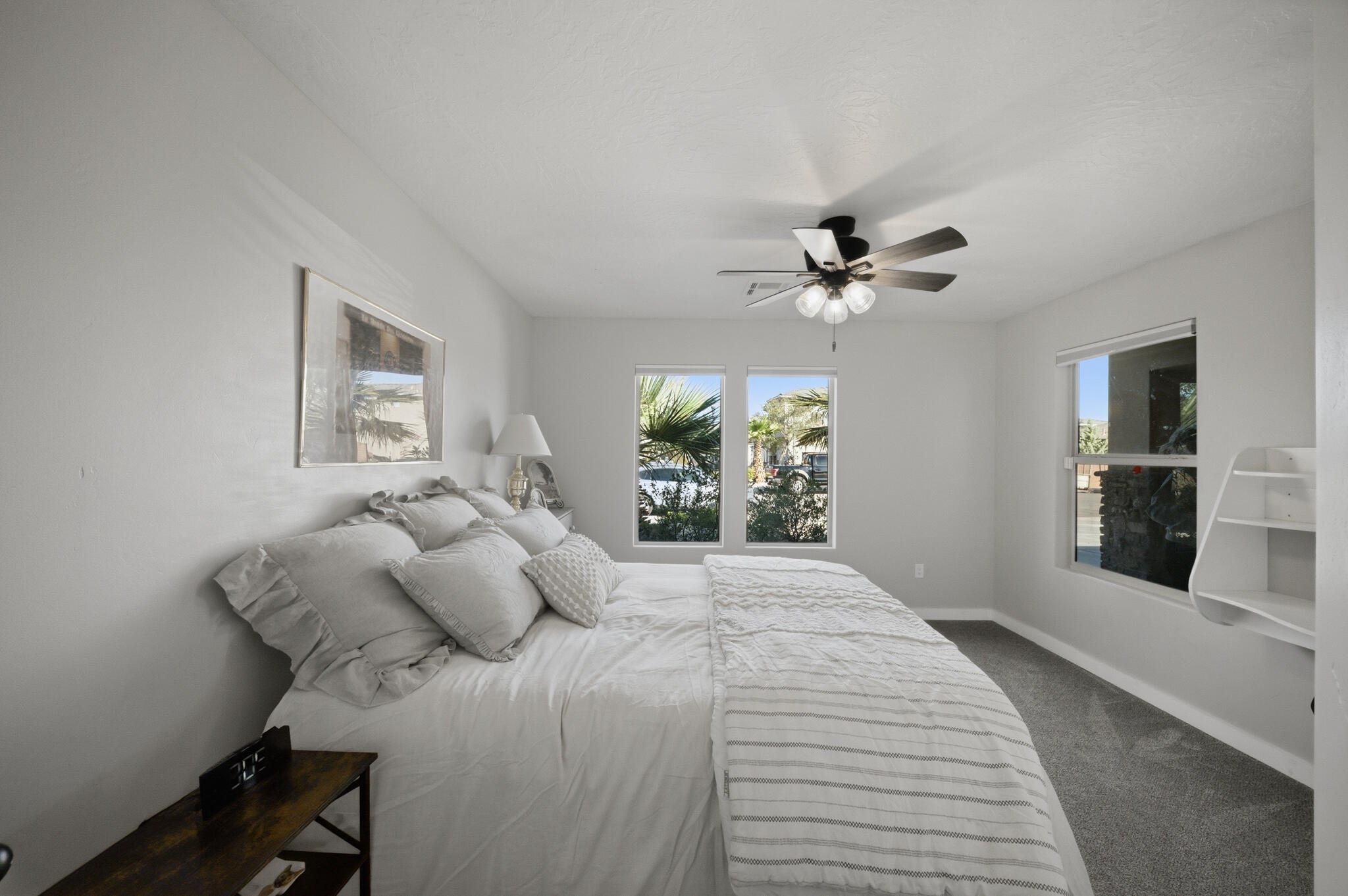 DESERT RIDGE - Residential