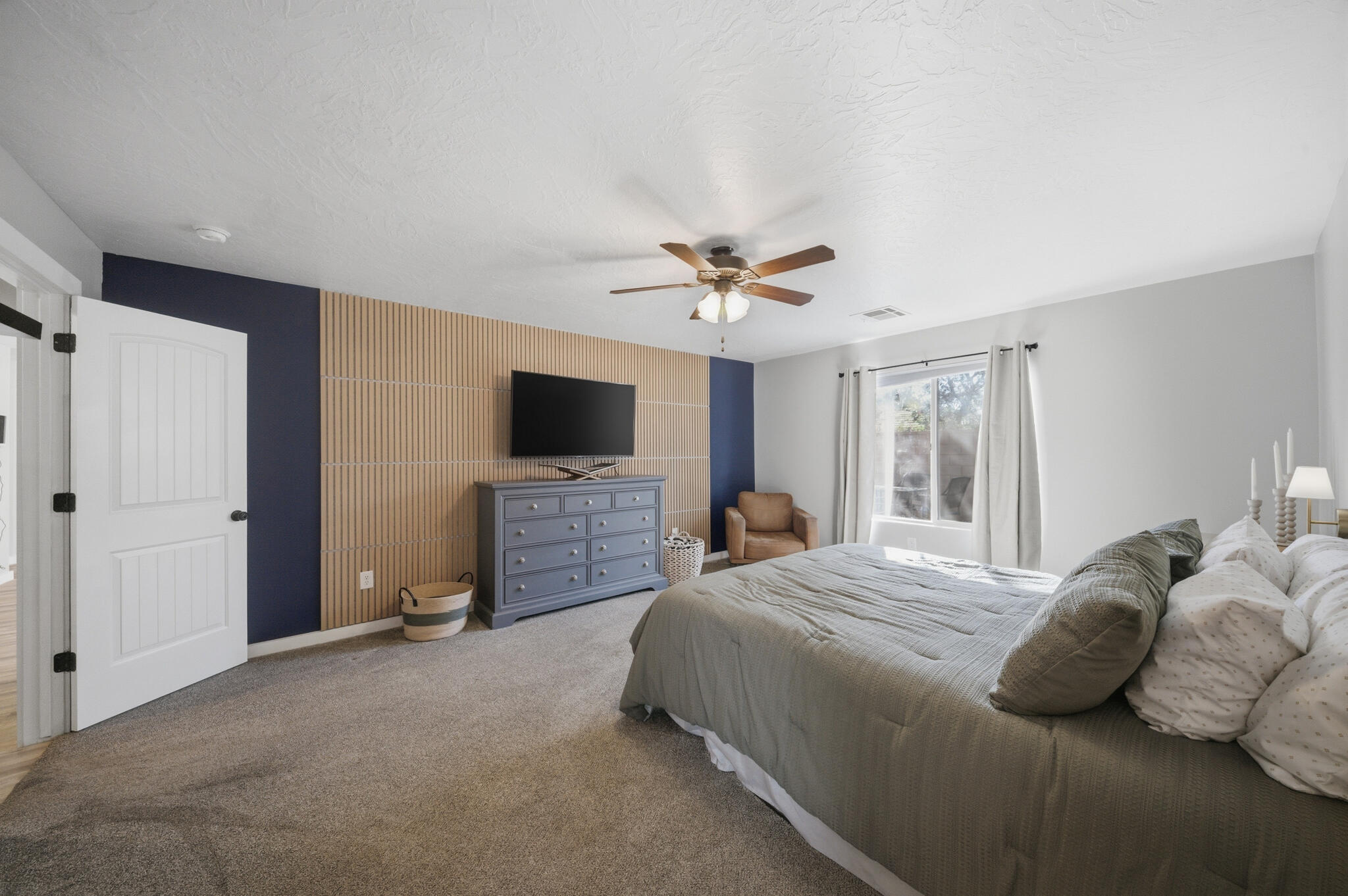 DESERT RIDGE - Residential