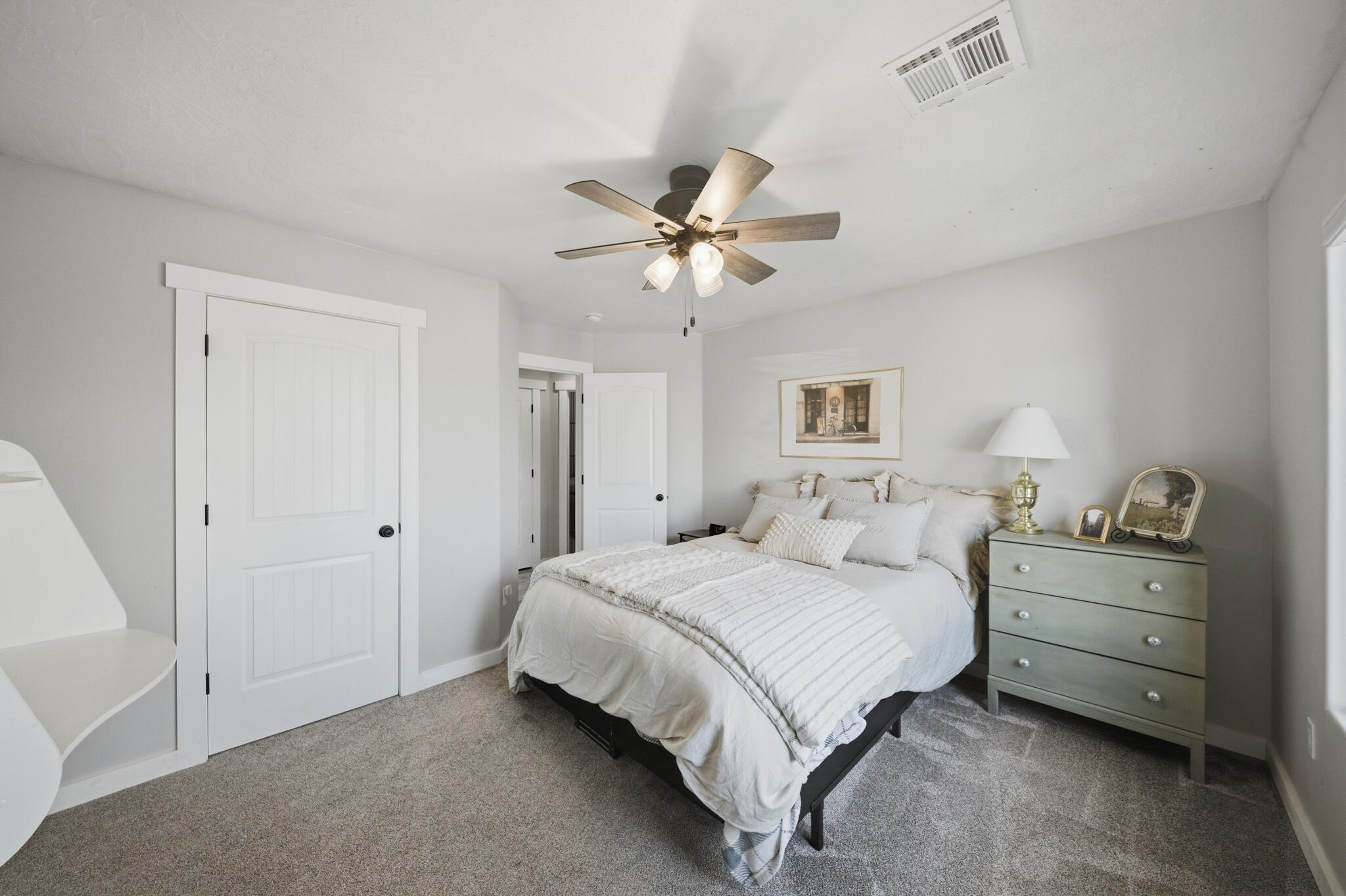 DESERT RIDGE - Residential