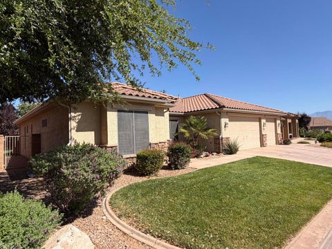 Tiny photo for 4996 S MOSAIC DR, Saint George, UT 84790 (MLS # 26-273011)