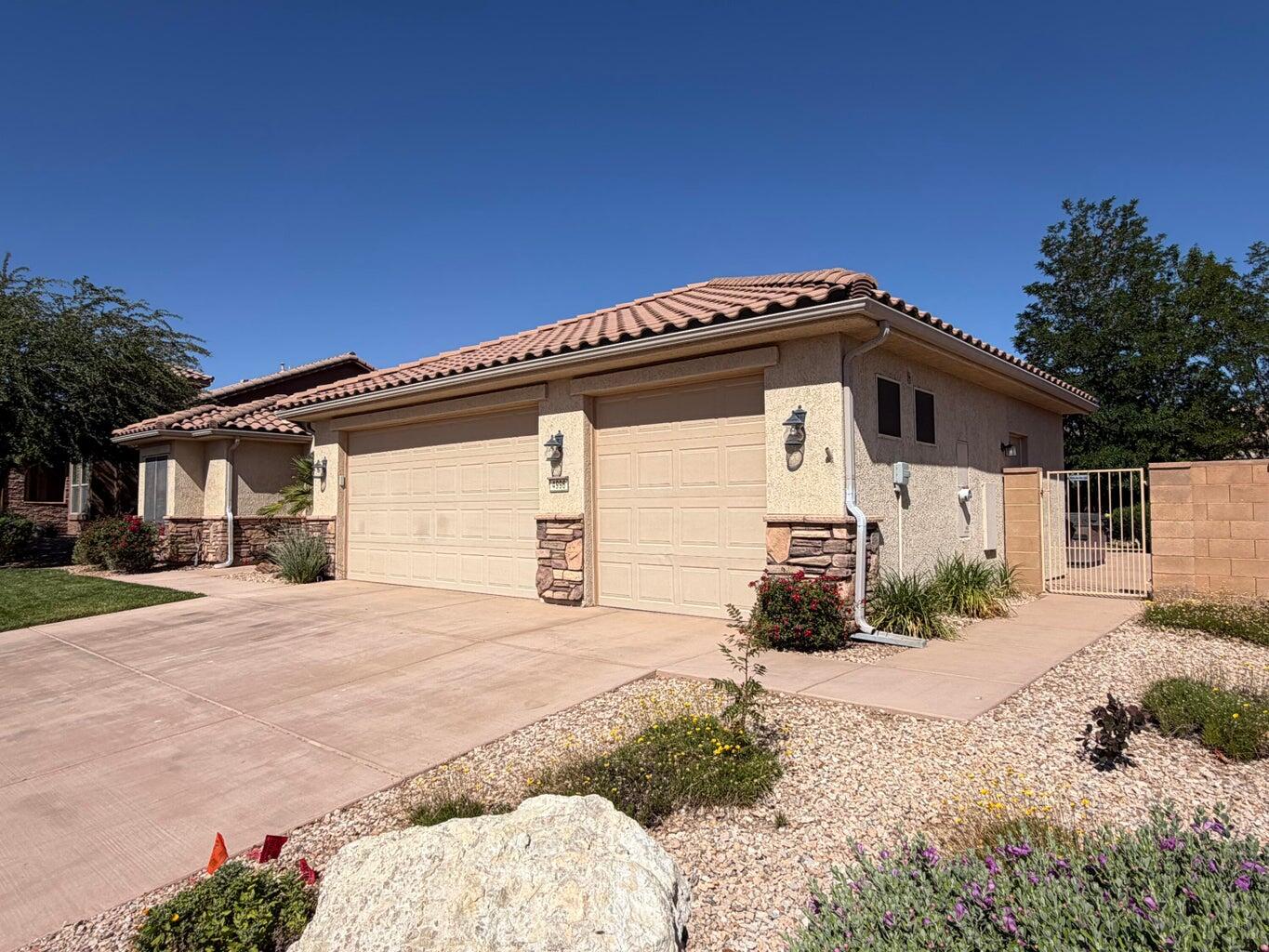4996 S MOSAIC DR