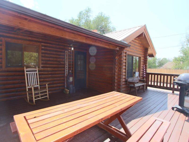 HURRICANE TOWNSITE - Residential