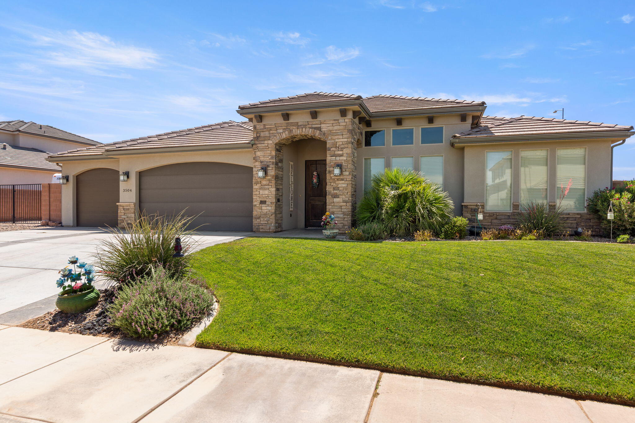 Photo 1 of 30 — 3504 S GARDEN DR, St George, UT 84790