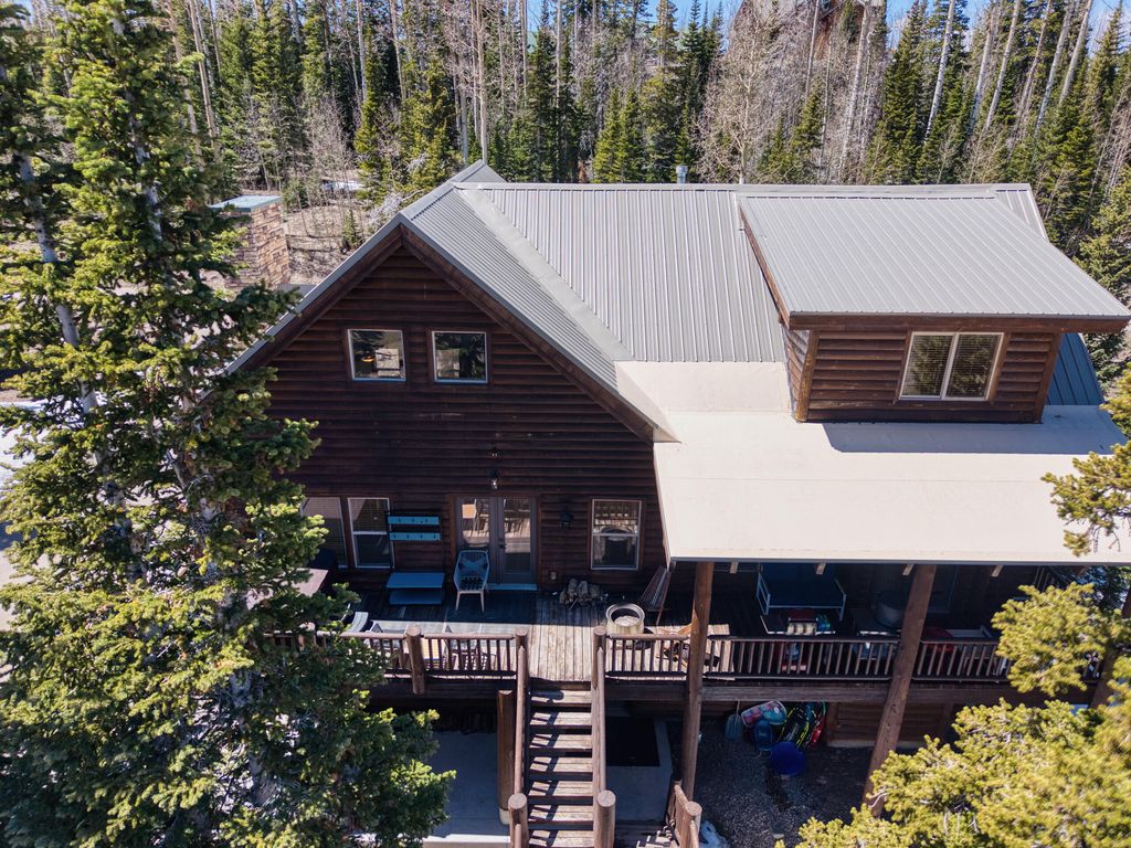 Photo of 242 N Blue Jay Way, Brian Head, UT 84719 (MLS # 26-271633)