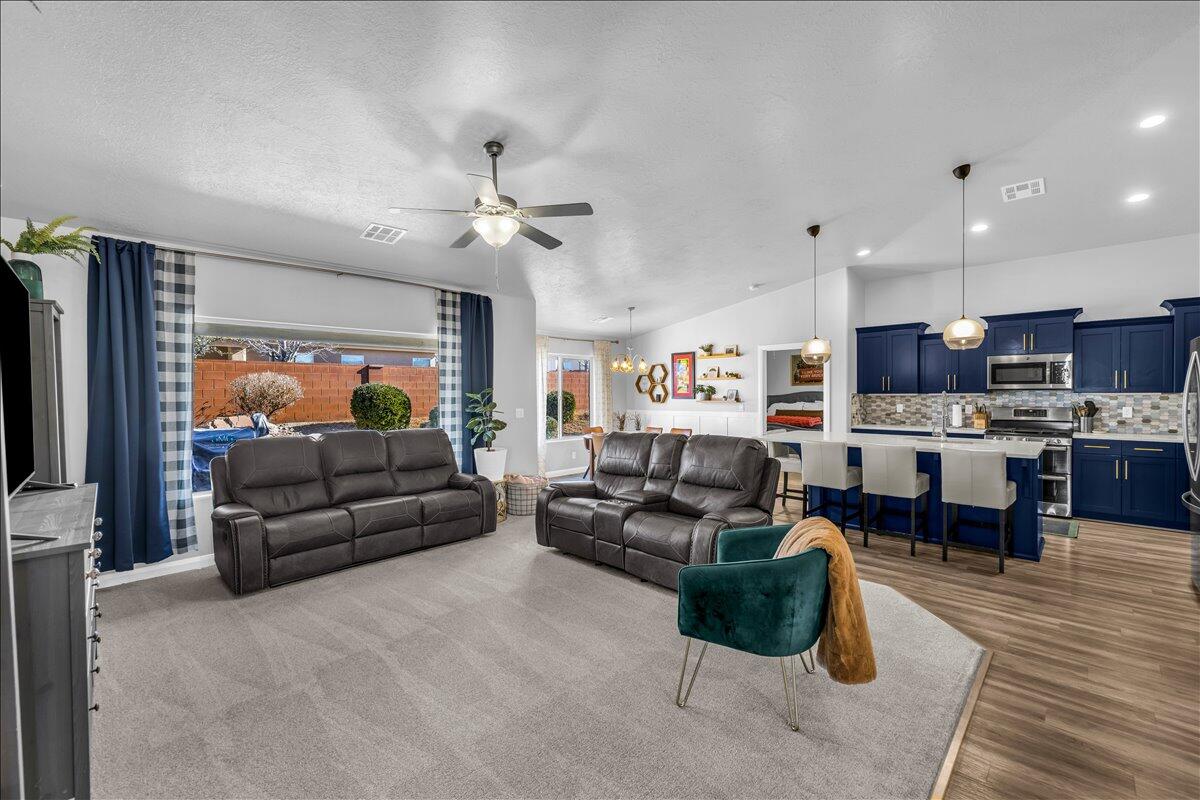 ELMWOOD ESTATES - Residential