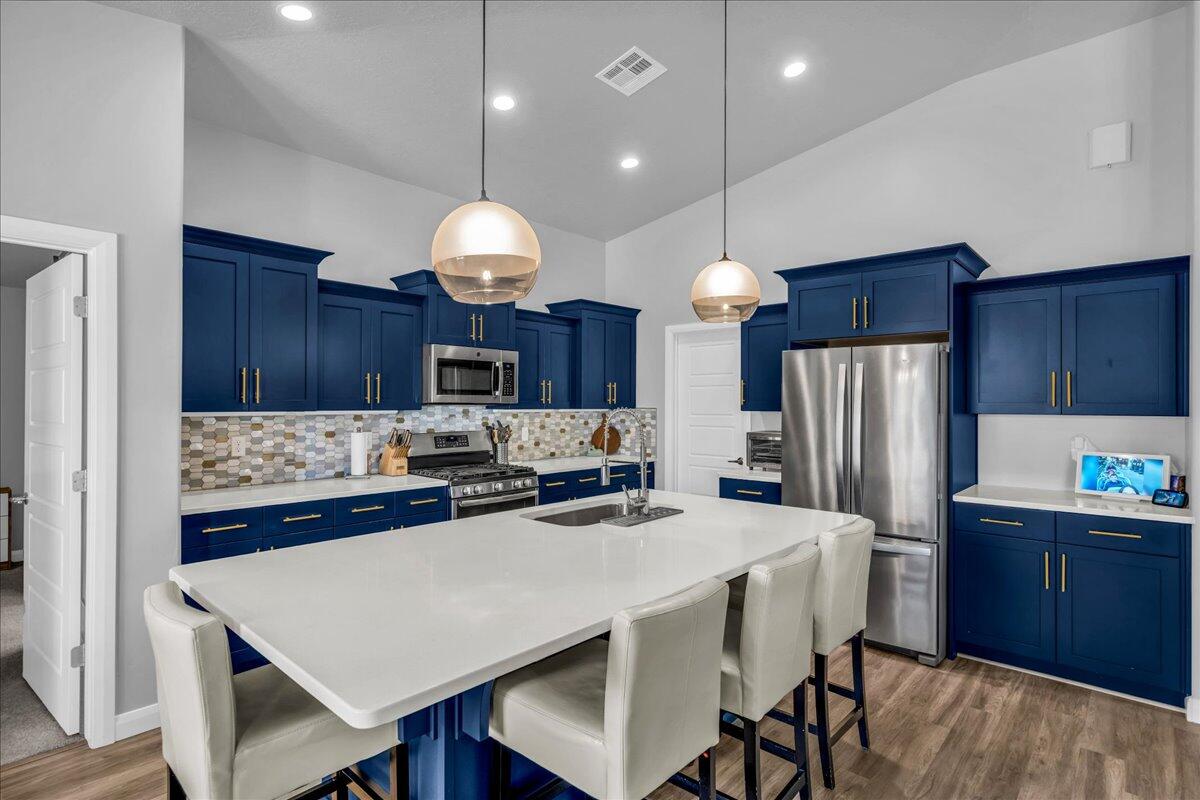 ELMWOOD ESTATES - Residential