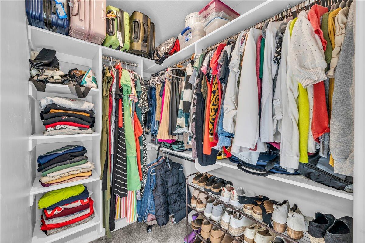 ELMWOOD ESTATES - Residential