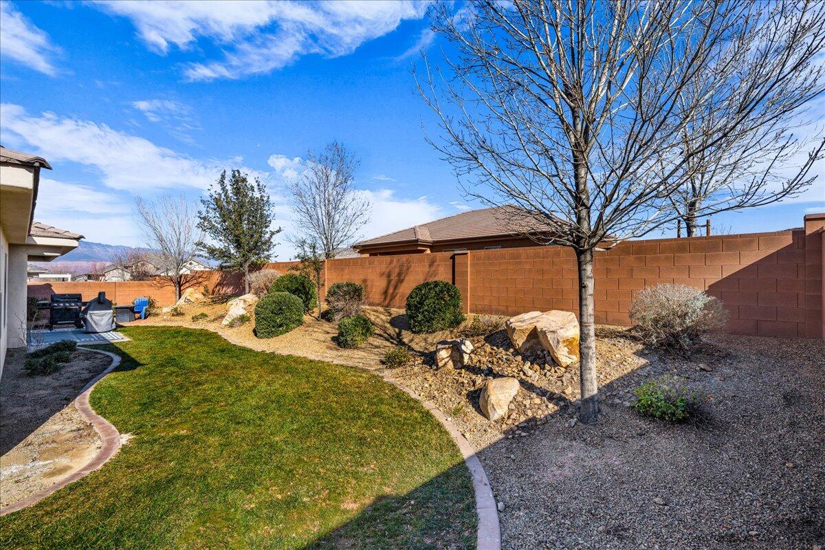 ELMWOOD ESTATES - Residential