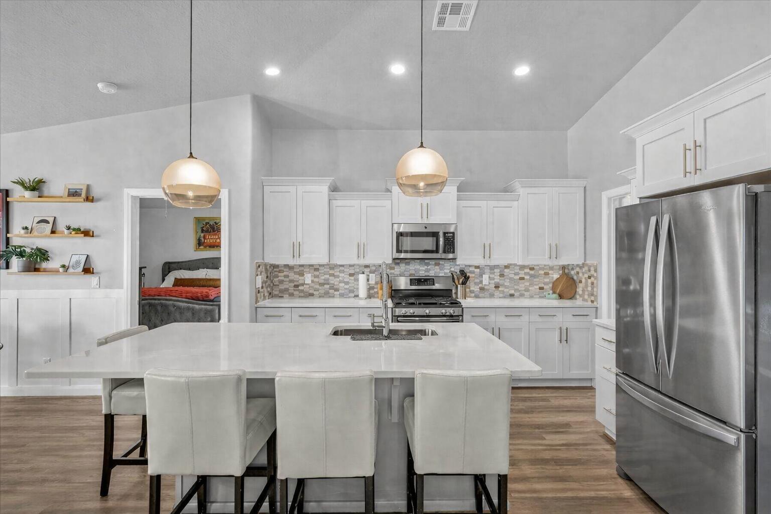 ELMWOOD ESTATES - Residential