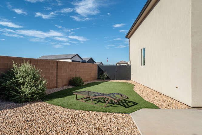 DIXIE SPRINGS - Residential