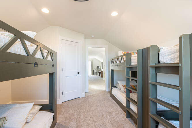 DIXIE SPRINGS - Residential