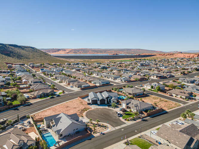 DIXIE SPRINGS - Residential