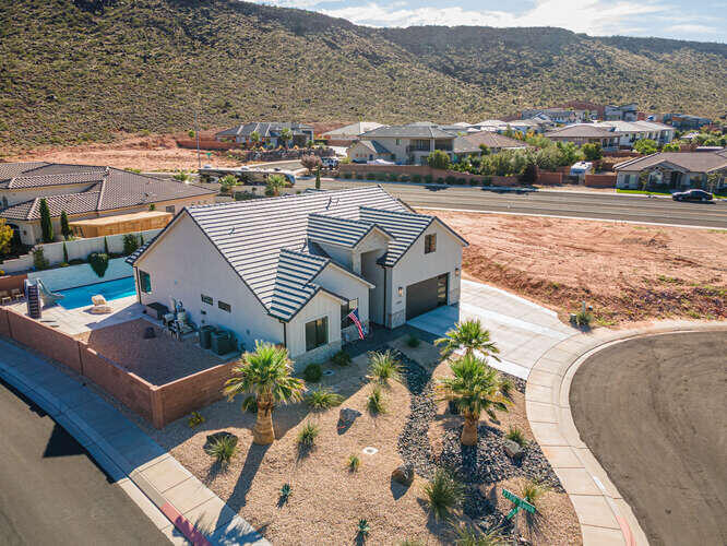 DIXIE SPRINGS - Residential