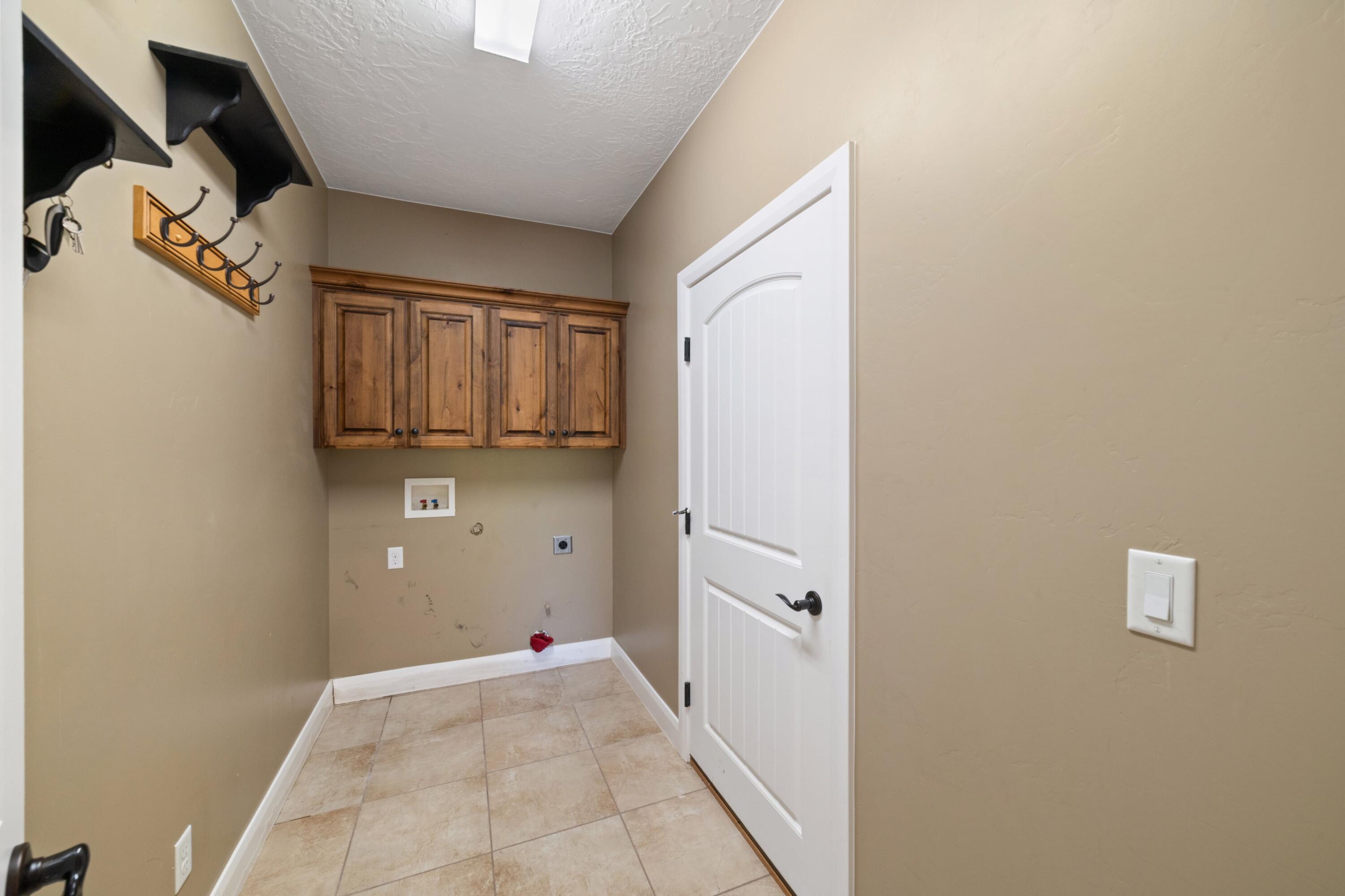 COBBLESTONE FIELDS (H) - Residential