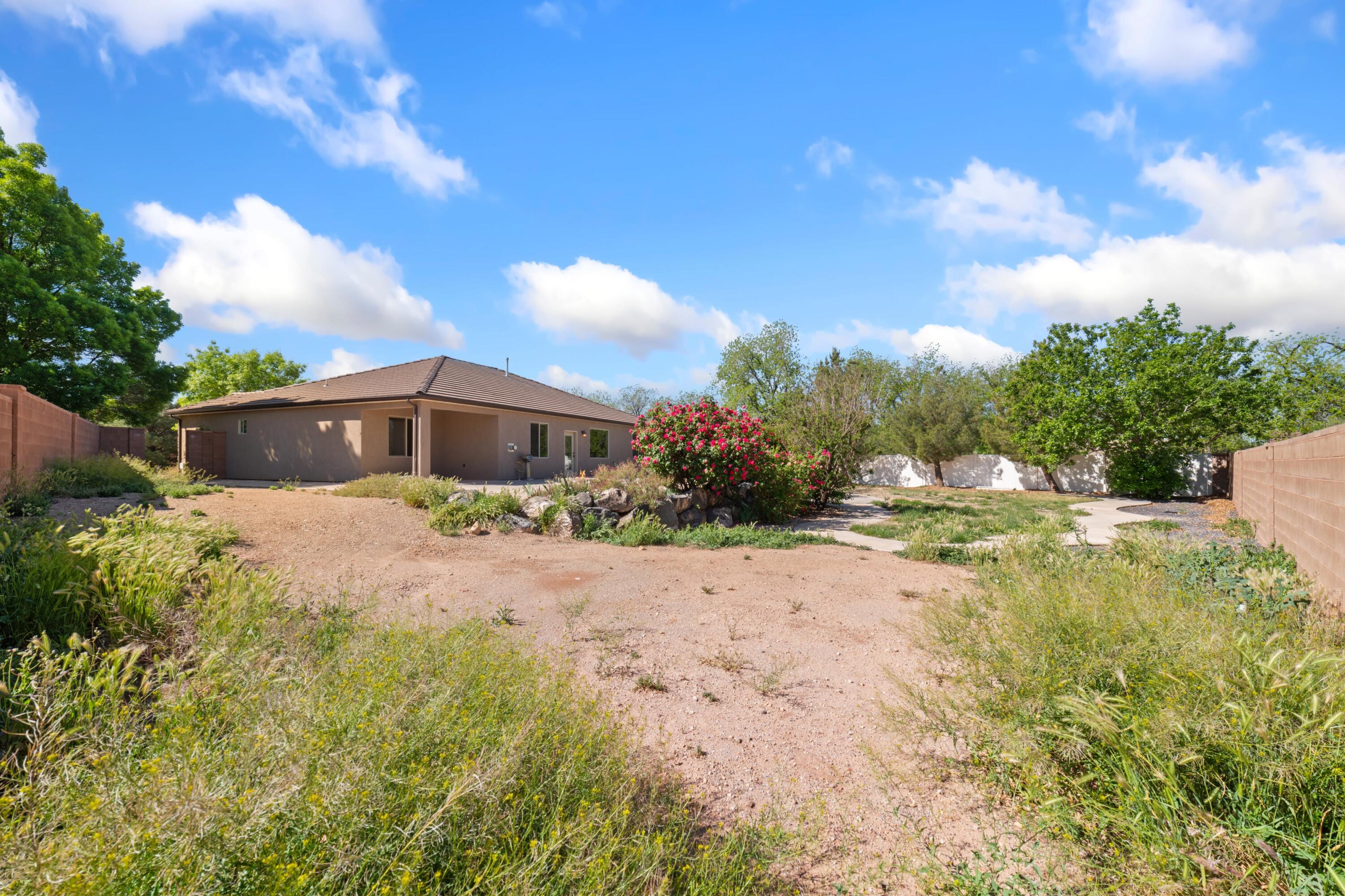 COBBLESTONE FIELDS (H) - Residential