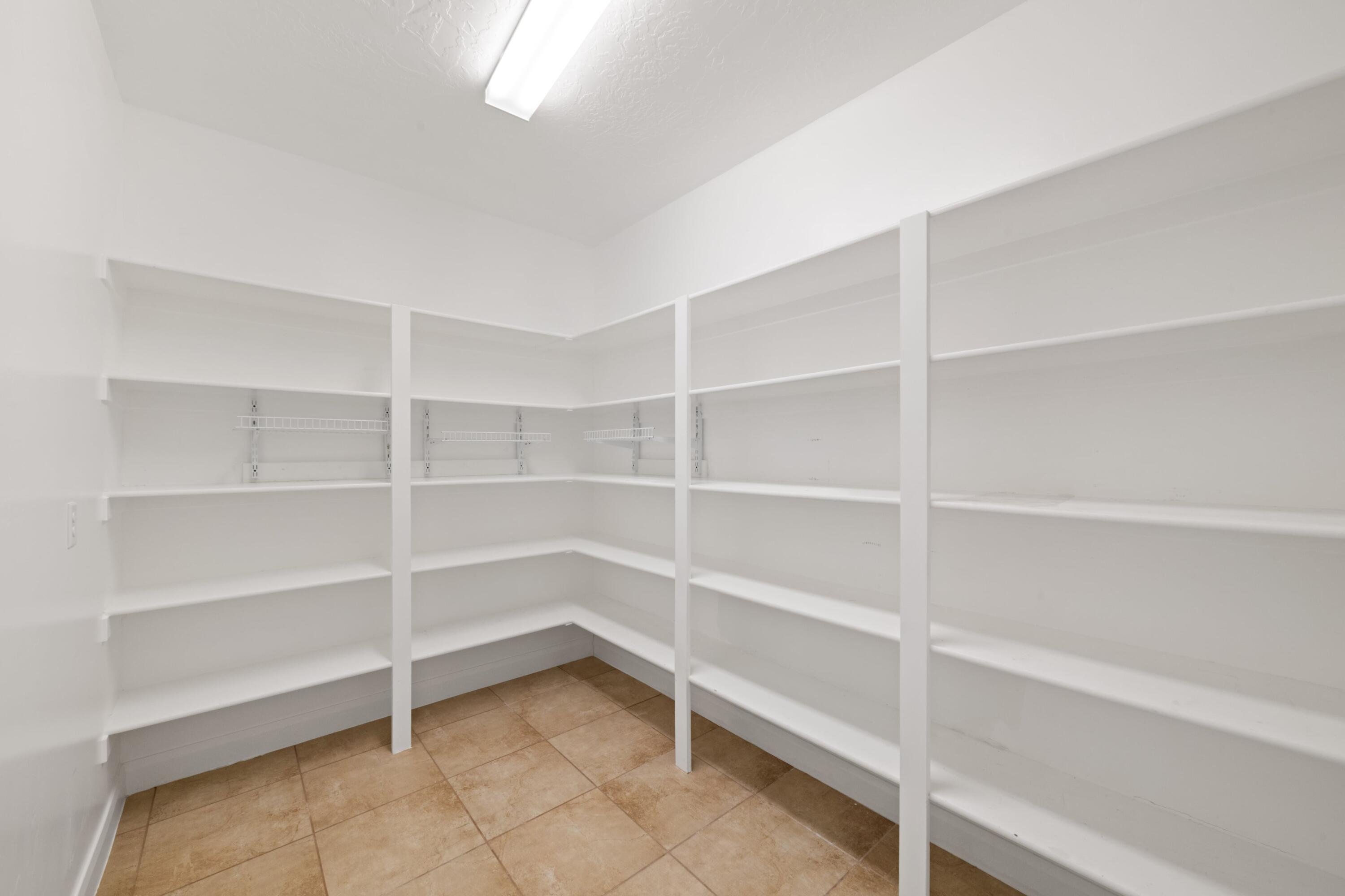 COBBLESTONE FIELDS (H) - Residential