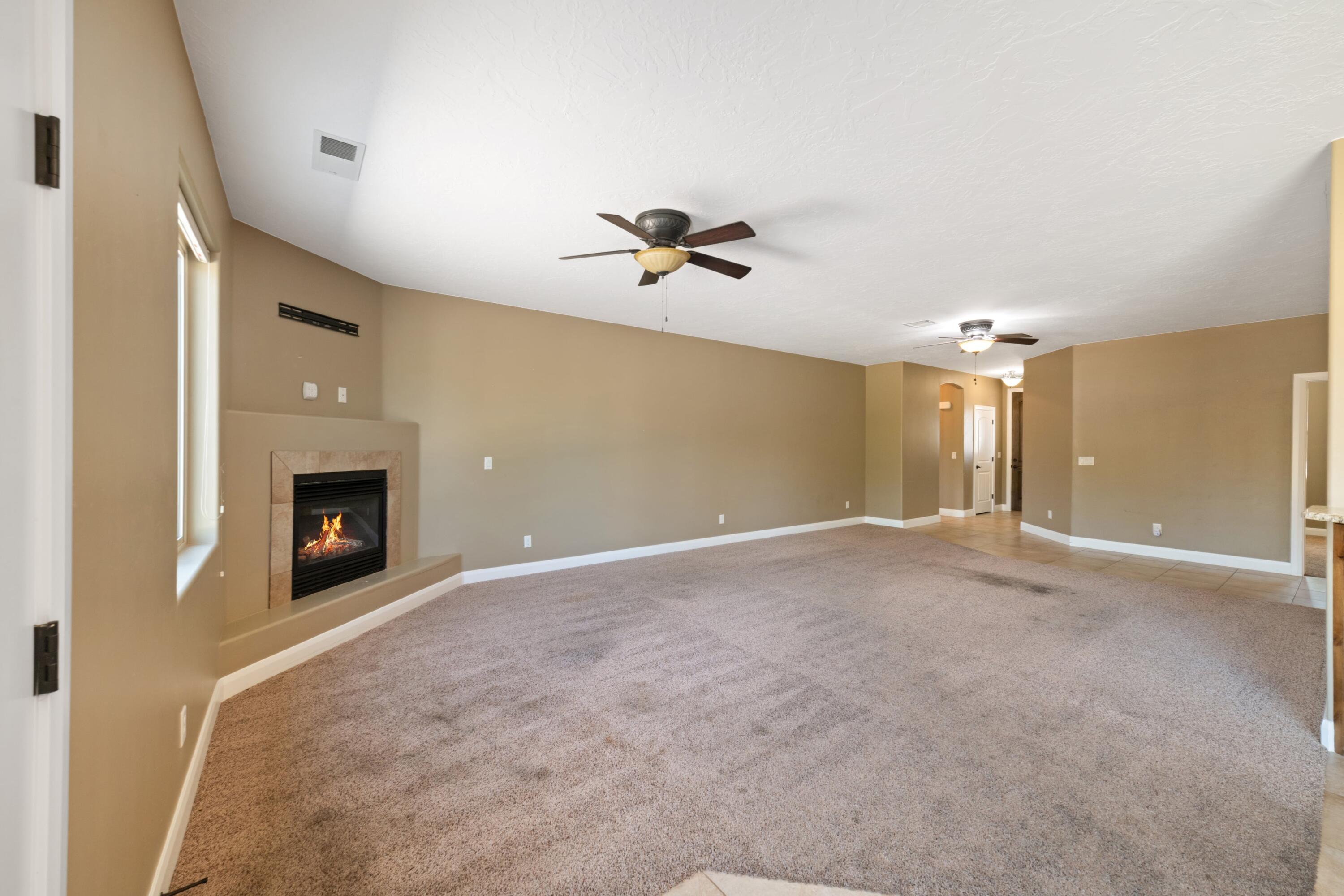 COBBLESTONE FIELDS (H) - Residential