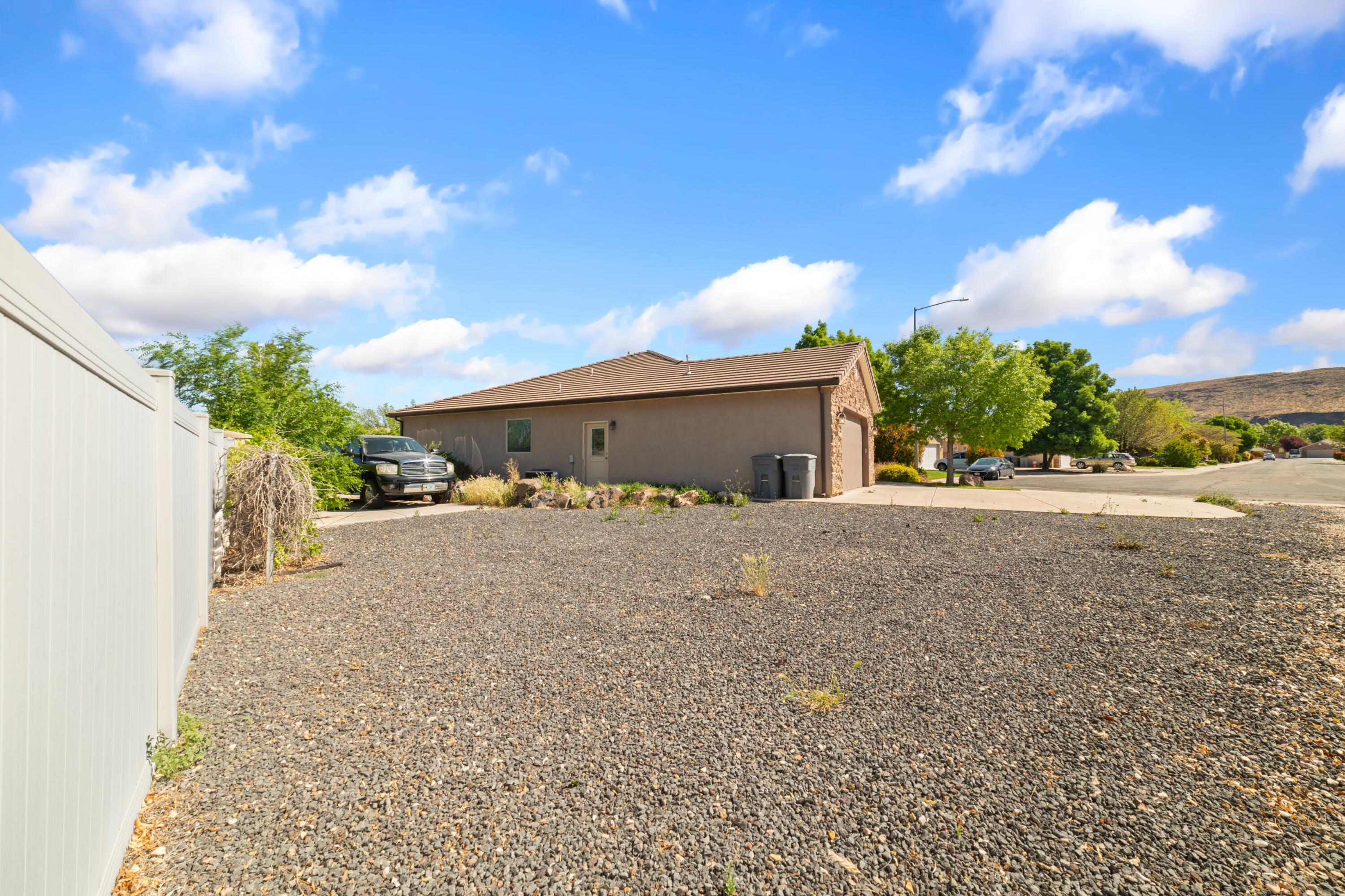 COBBLESTONE FIELDS (H) - Residential