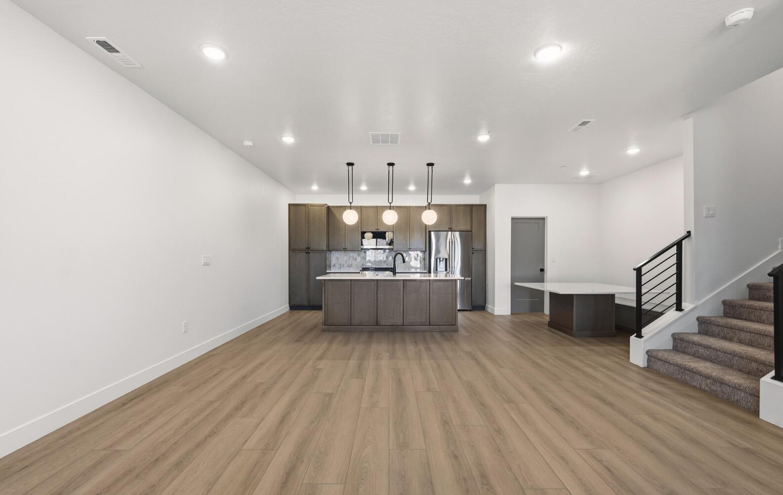 CORAL SPRINGS CONDOMINIUMS - Residential