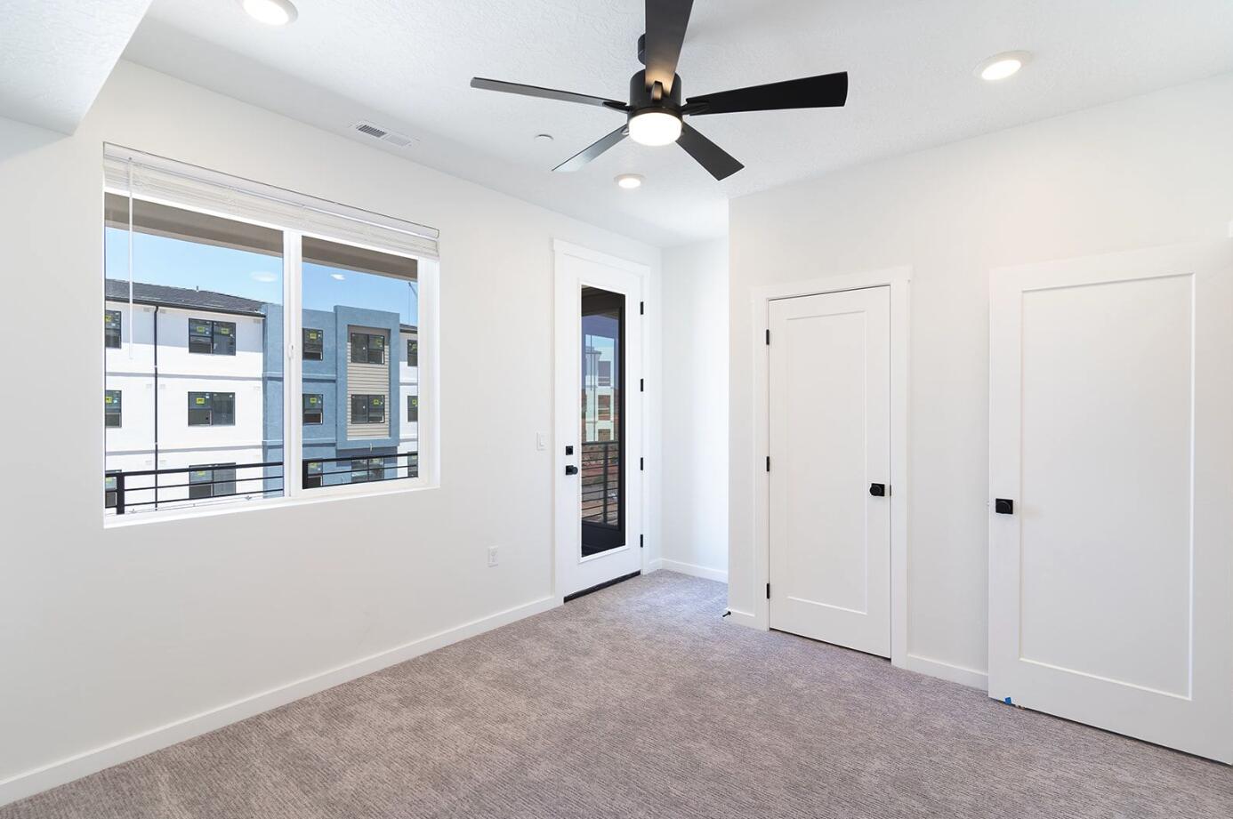 CORAL SPRINGS CONDOMINIUMS - Residential